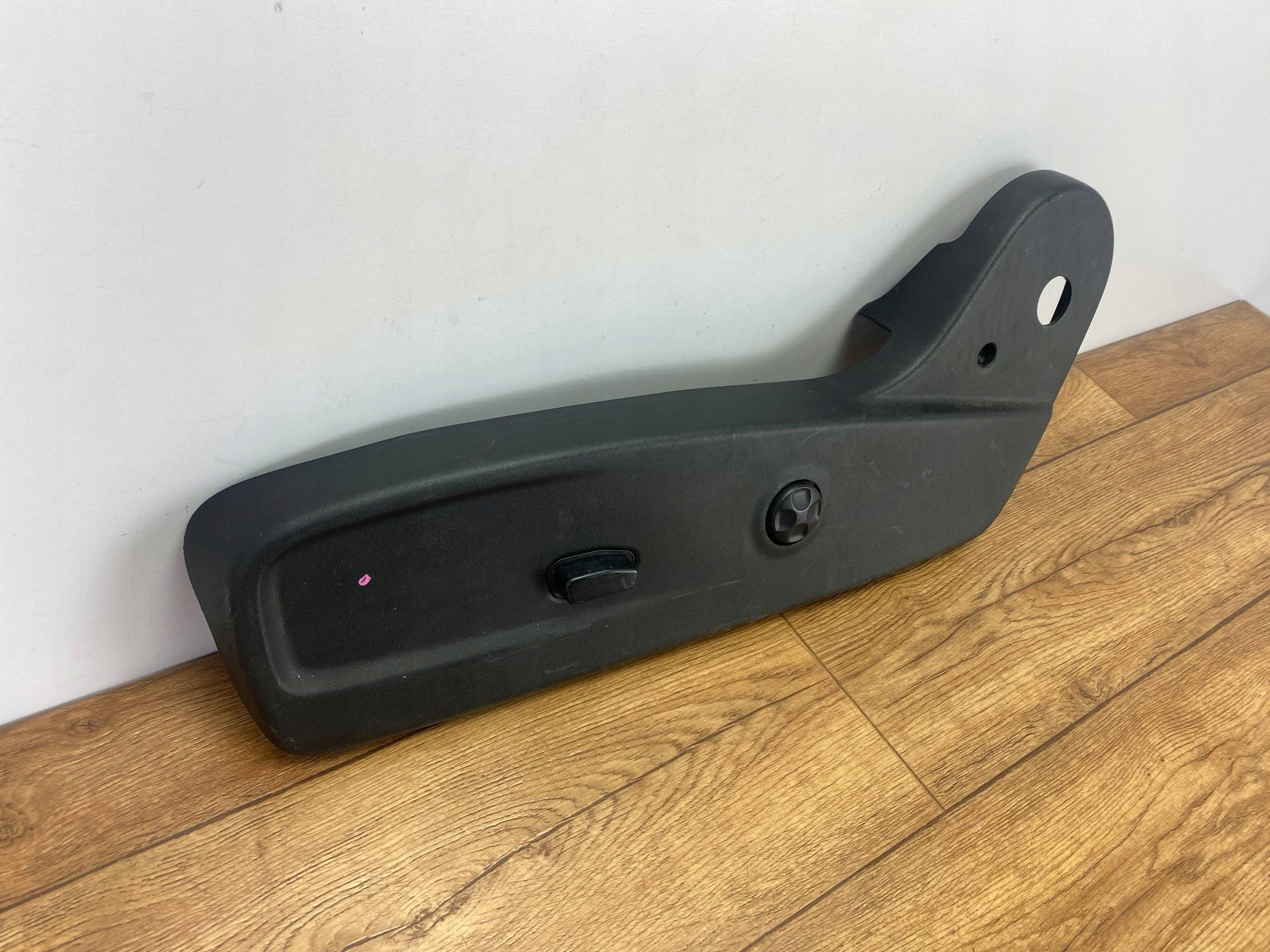 Panel Regulations- SITZ Dodge Challenger 2015+