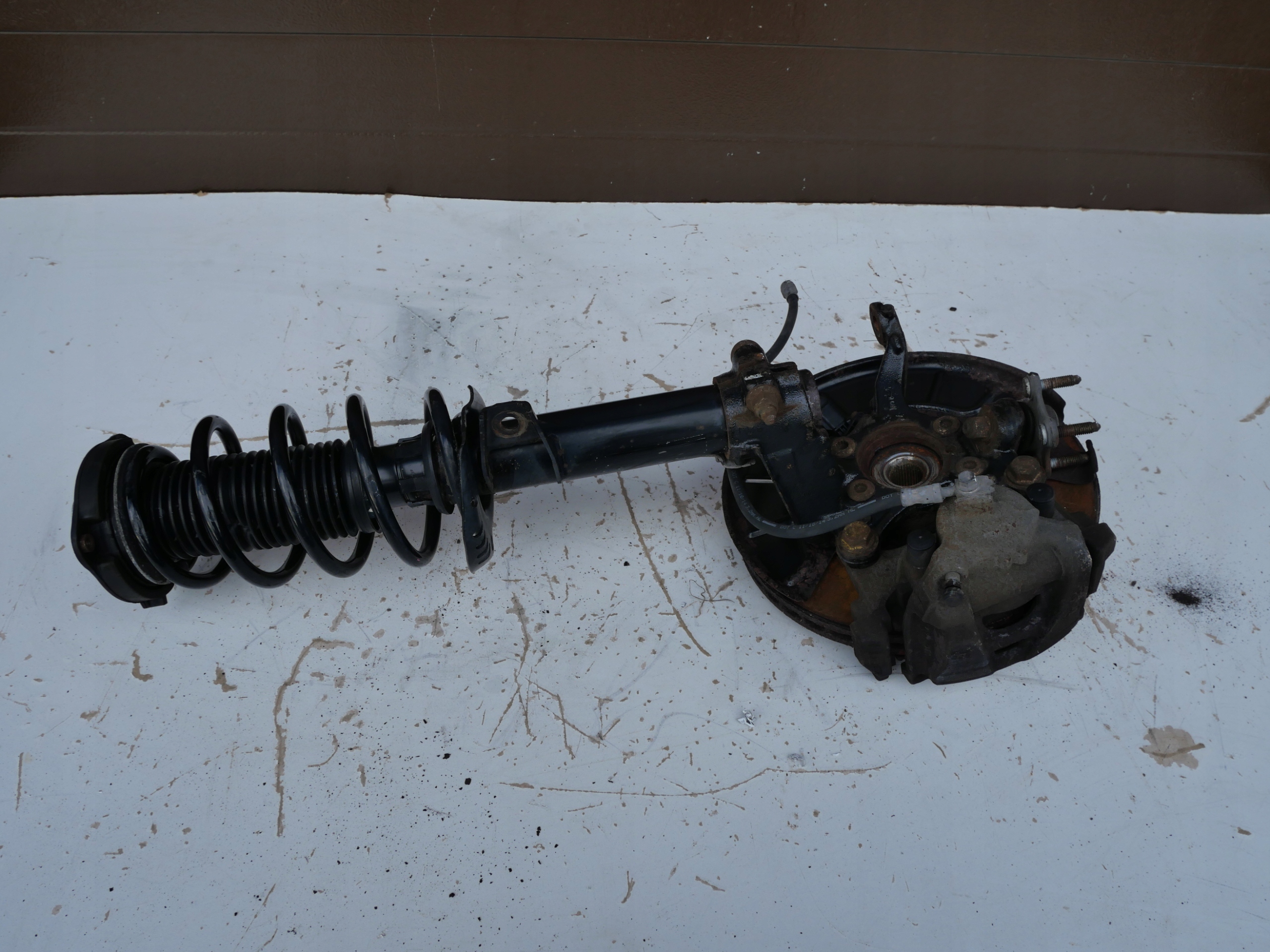 McPherson swing shock absorber VW TIGUAN 5N0412021HE