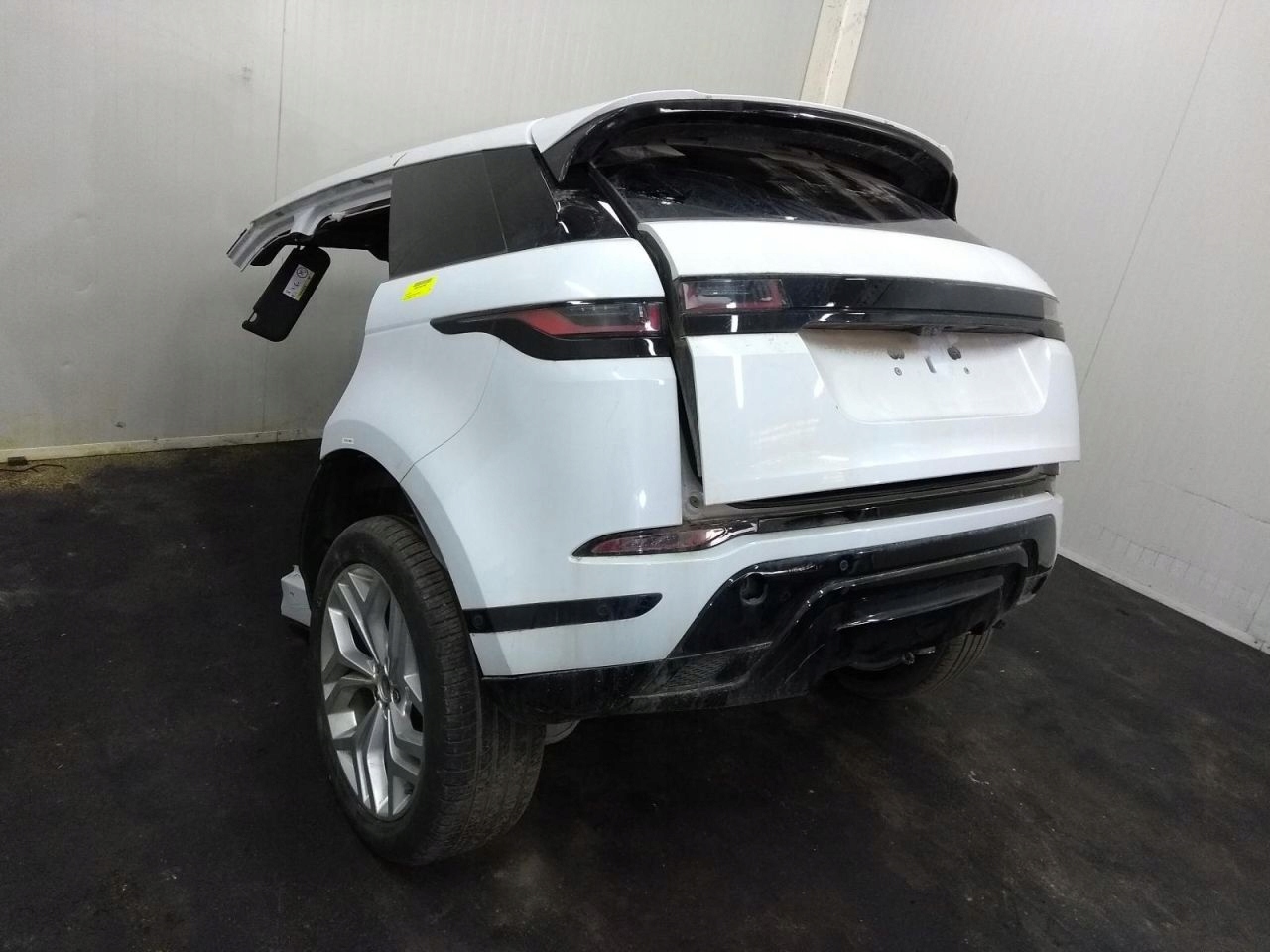 ЗАД ЧЕТВЕРТИНА ЗАД. КОМПЛЕКТ RANGE ROVER EVOQUE