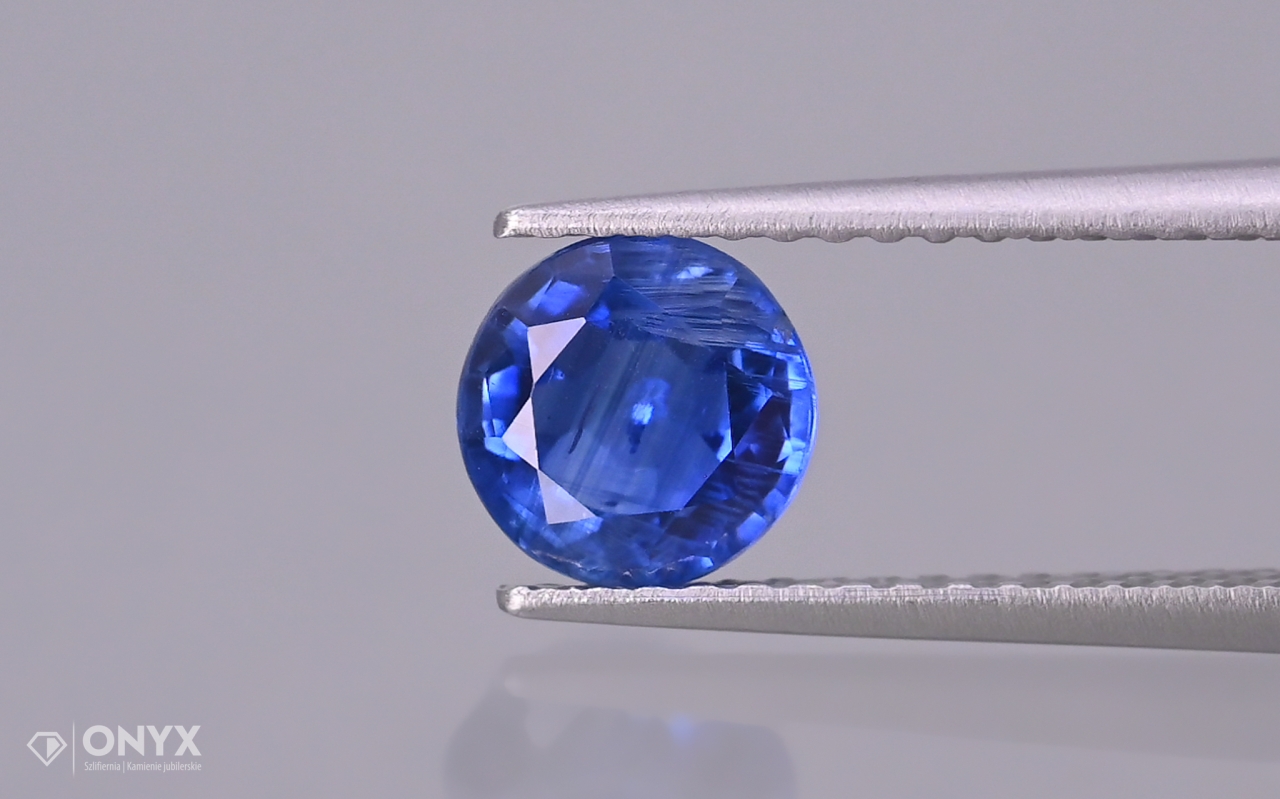 Kyanit fazetovaný kulatý fi 6 mm