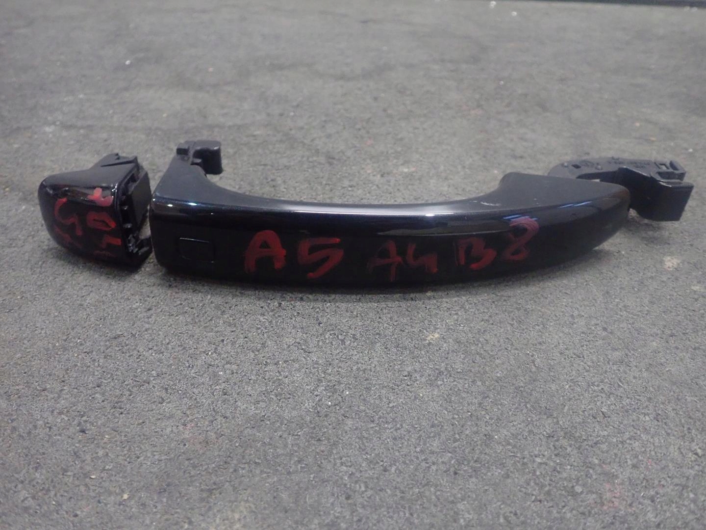 handle exterior left AUDI A4 B8 A5 2008