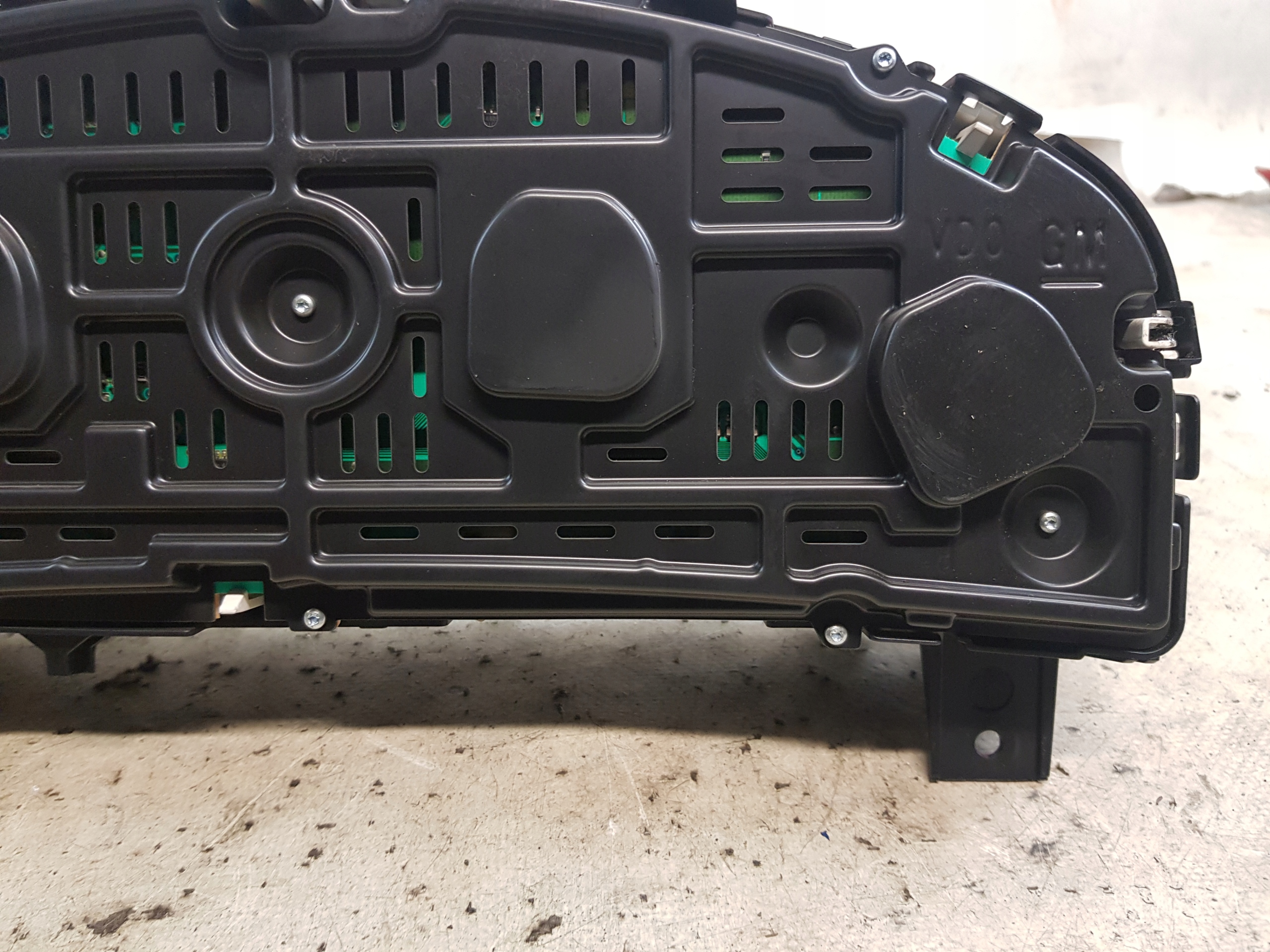 dials Opel VECTRA C 1.9 CDTI OE 13186704EQ