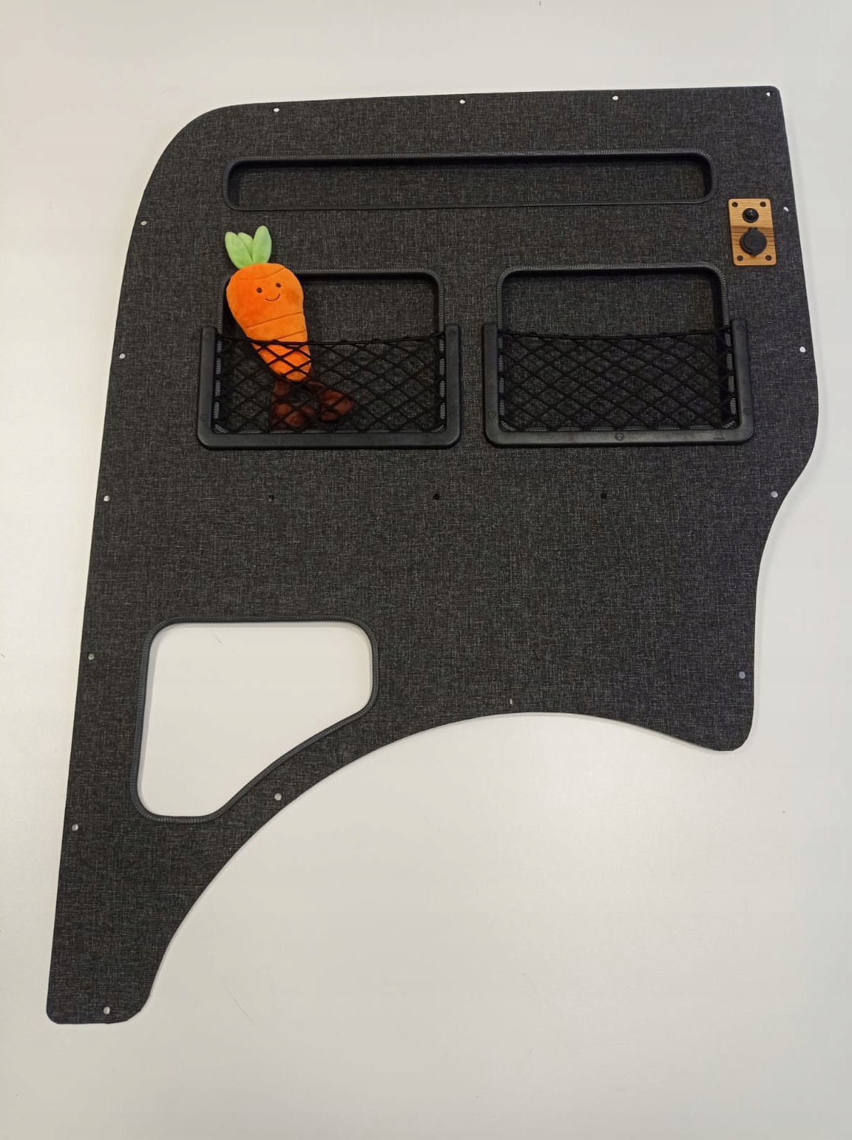 Panel tapicerowany do vana HATU AREA - (3-ci rząd, lewa strona) Volkswagen