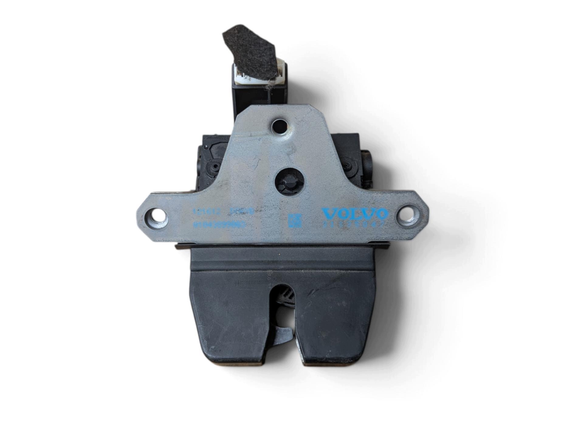 lock bonnet boot Volvo V50 facelift 2012 31335047