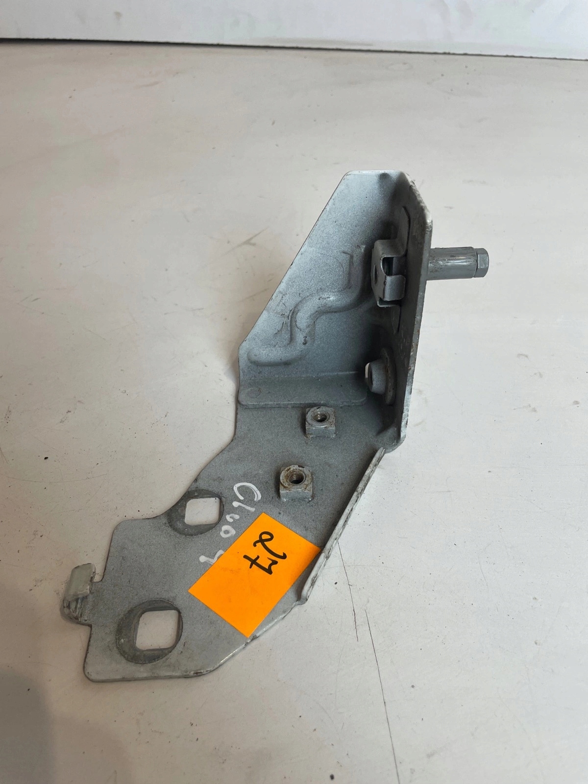 holder console supports left front Renault Clio IV
