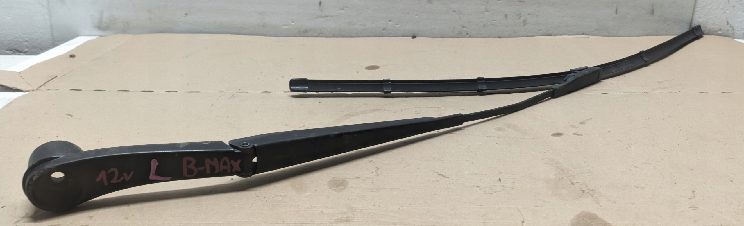 FORD B-MAX 12R 1.0 EB Bracci tergicristallo AV11-17526-AD / CD