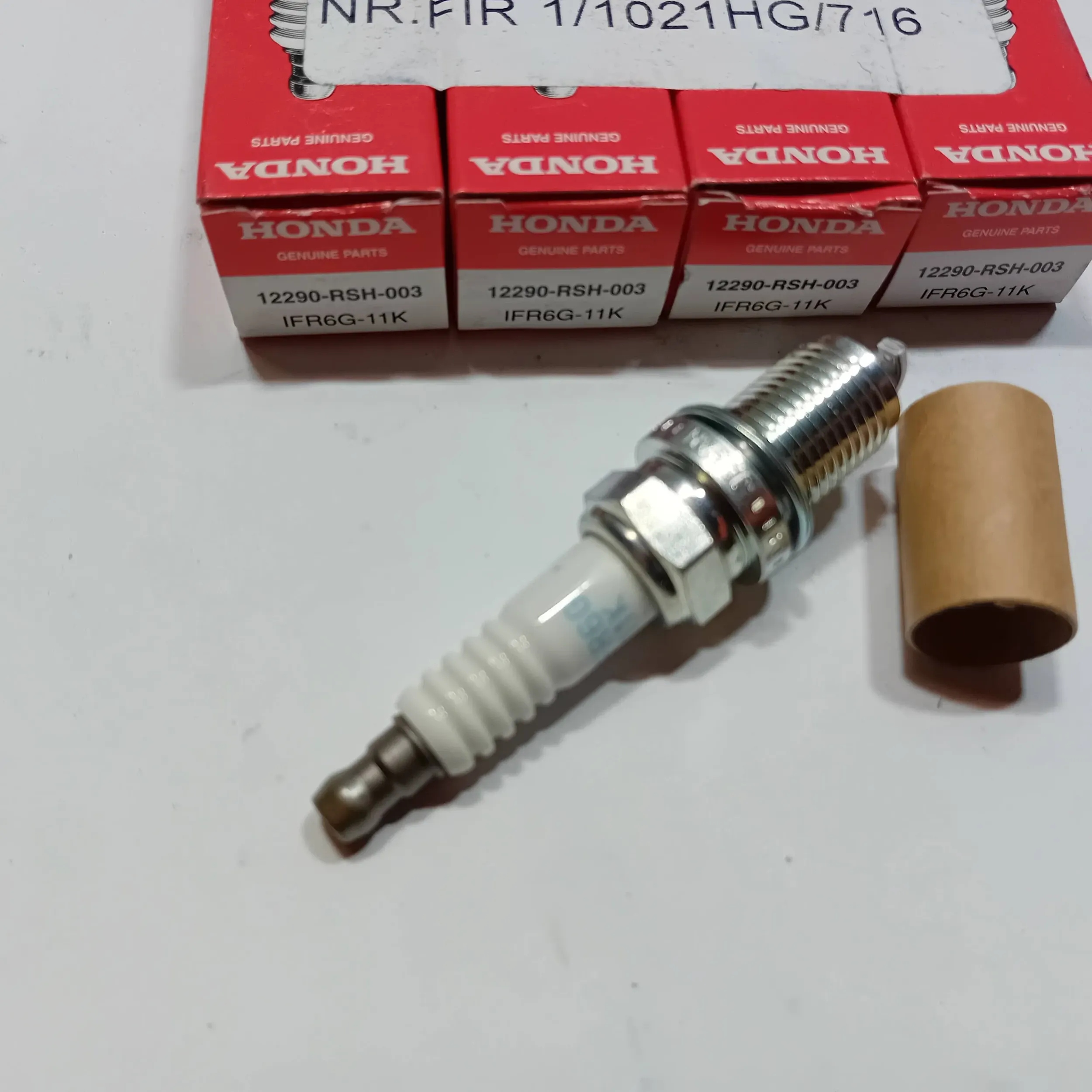 HONDA CIVIC VIII 06-11 ŚWIECA ŚWICE ZAPŁONOWE KOMPLET 4SZT NOWE OEM Producent części Honda OE