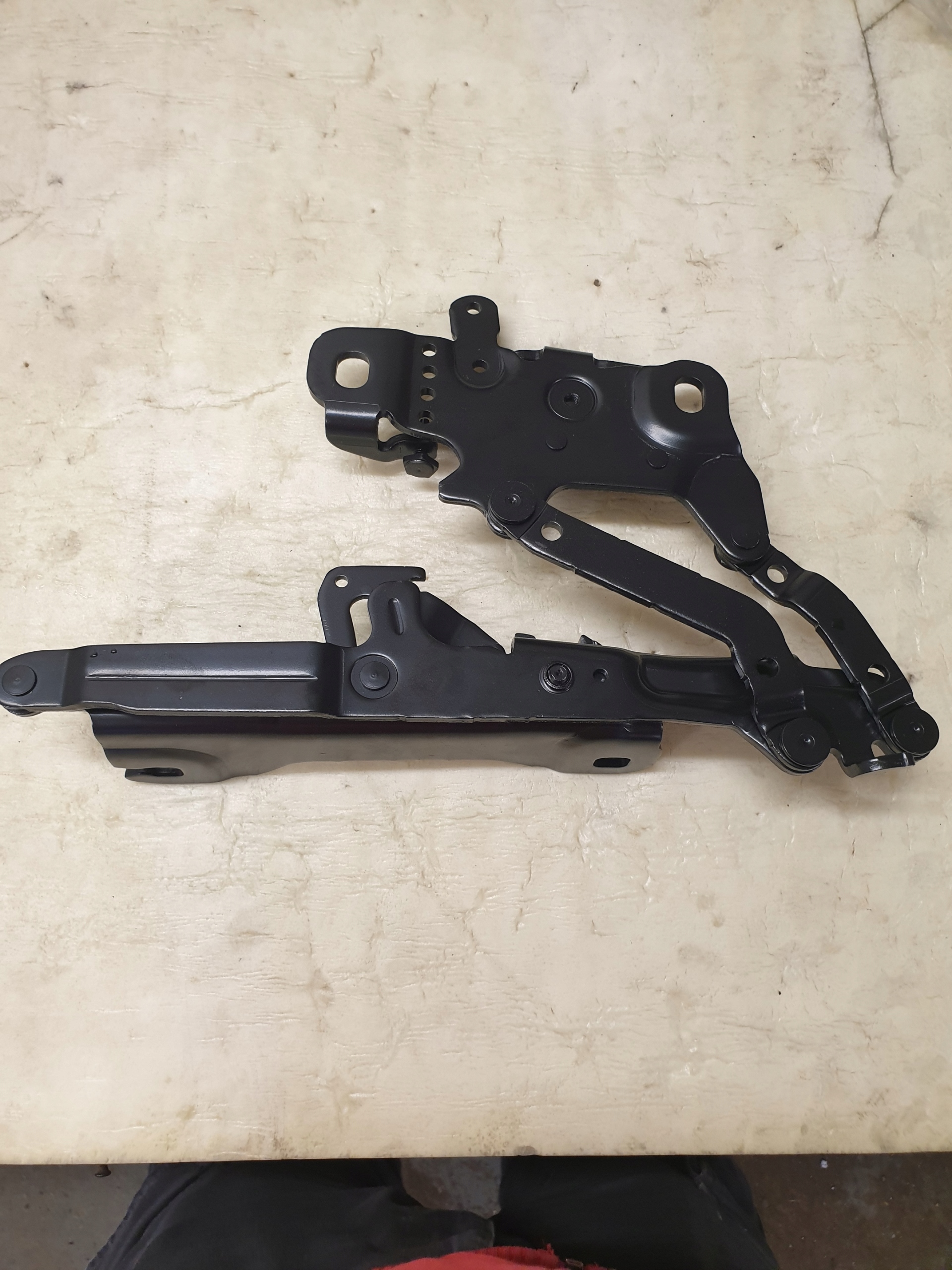 BMW 1 F20 3 F30 ПЕТЛЯ КАПОТА ПРАВЫЙ 7239416