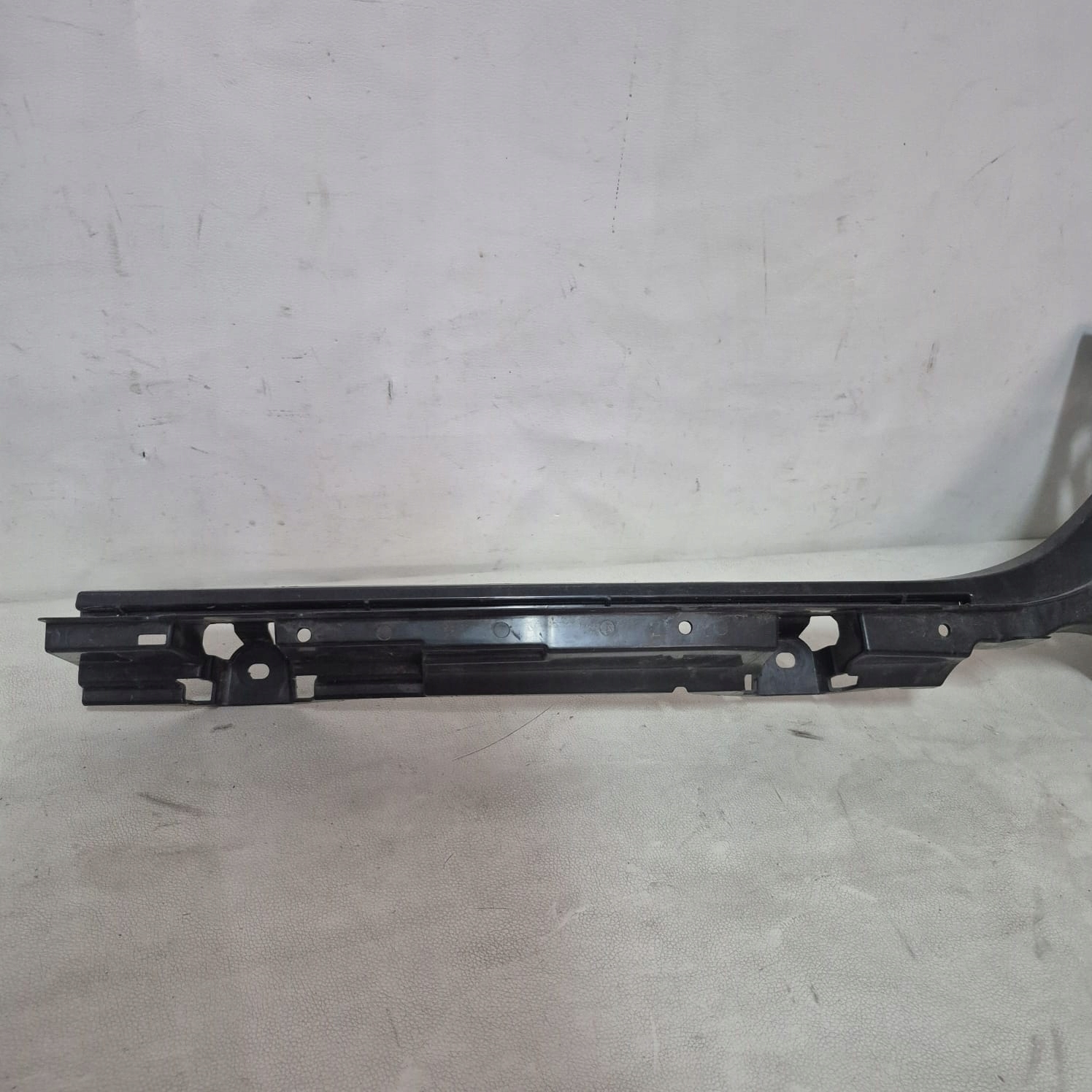 BMW 3 G21 m-packet 19r. -> support holder of a bumper right front 7469366