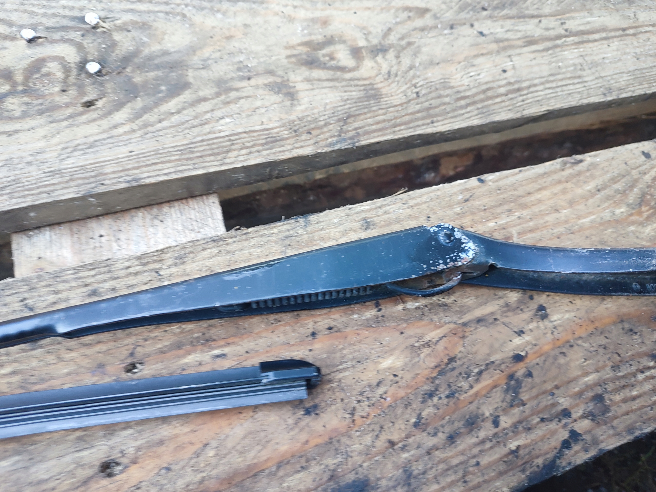 wiper arm left VOLVO S40 II V50 30699997
