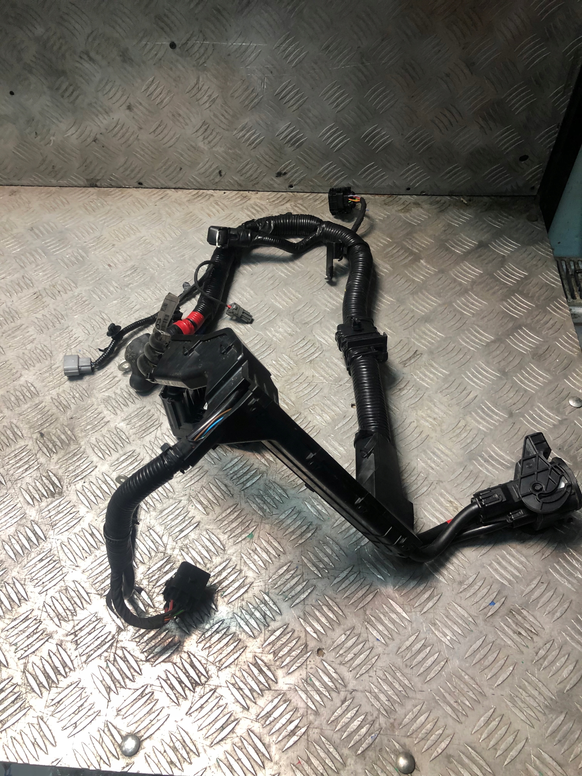 91855-F1030 - KIA SPORTAGE IV 4 LIFT FL 2.0 CRDI