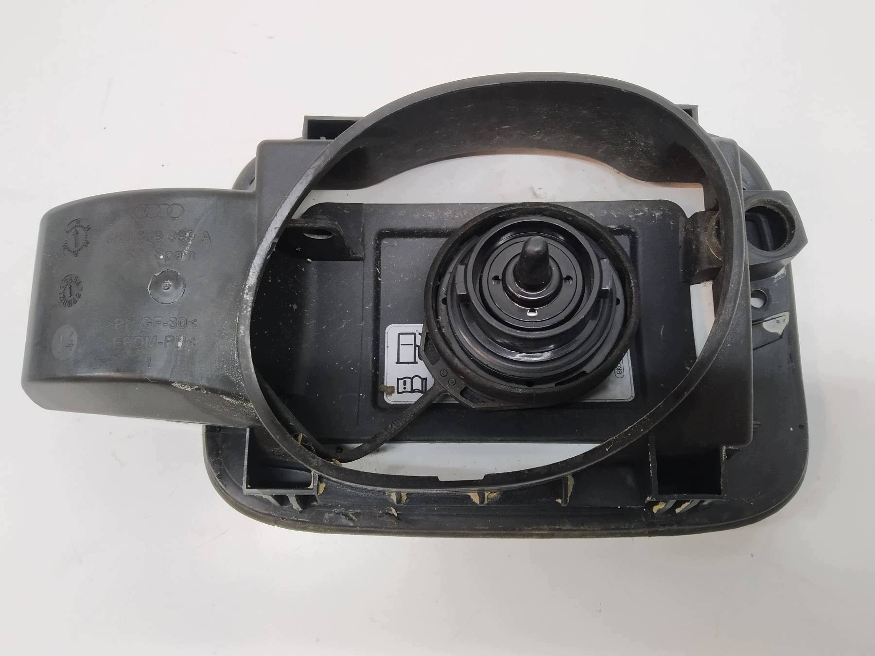 Volet trappe carburant Carburant LY9C 8K0809999A Audi A4 IV (2008-2015) B8