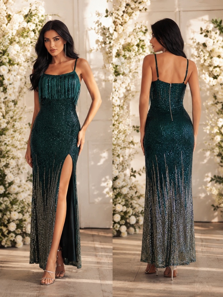 Šaty Maxi Bohatě Zdobené Flitry S Třásněmi Glamour M