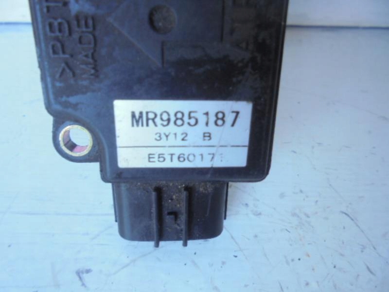 MITSUBISHI CARISMA 1.8 16V B flow meter E5T60171