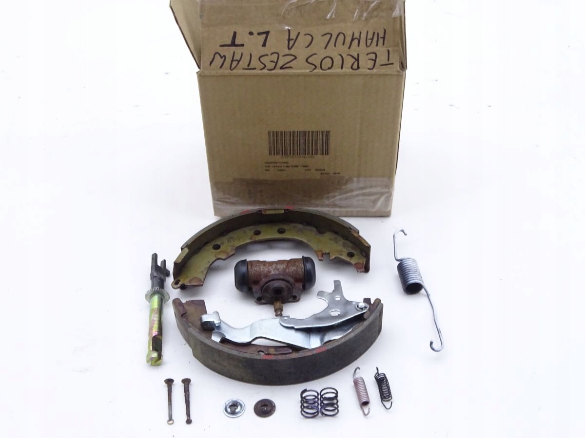 DAIHATSU TERIOS И 97-05 ЗАДНИЙ ЛЕВЫЙ ТОРМОЗНОЙ КОМПЛЕКТ