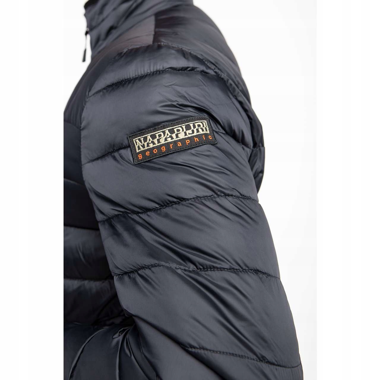 Napapijri pánská prošívaná bunda Aerons S 3 Black 041 NP0A4GJN0411 velikost S