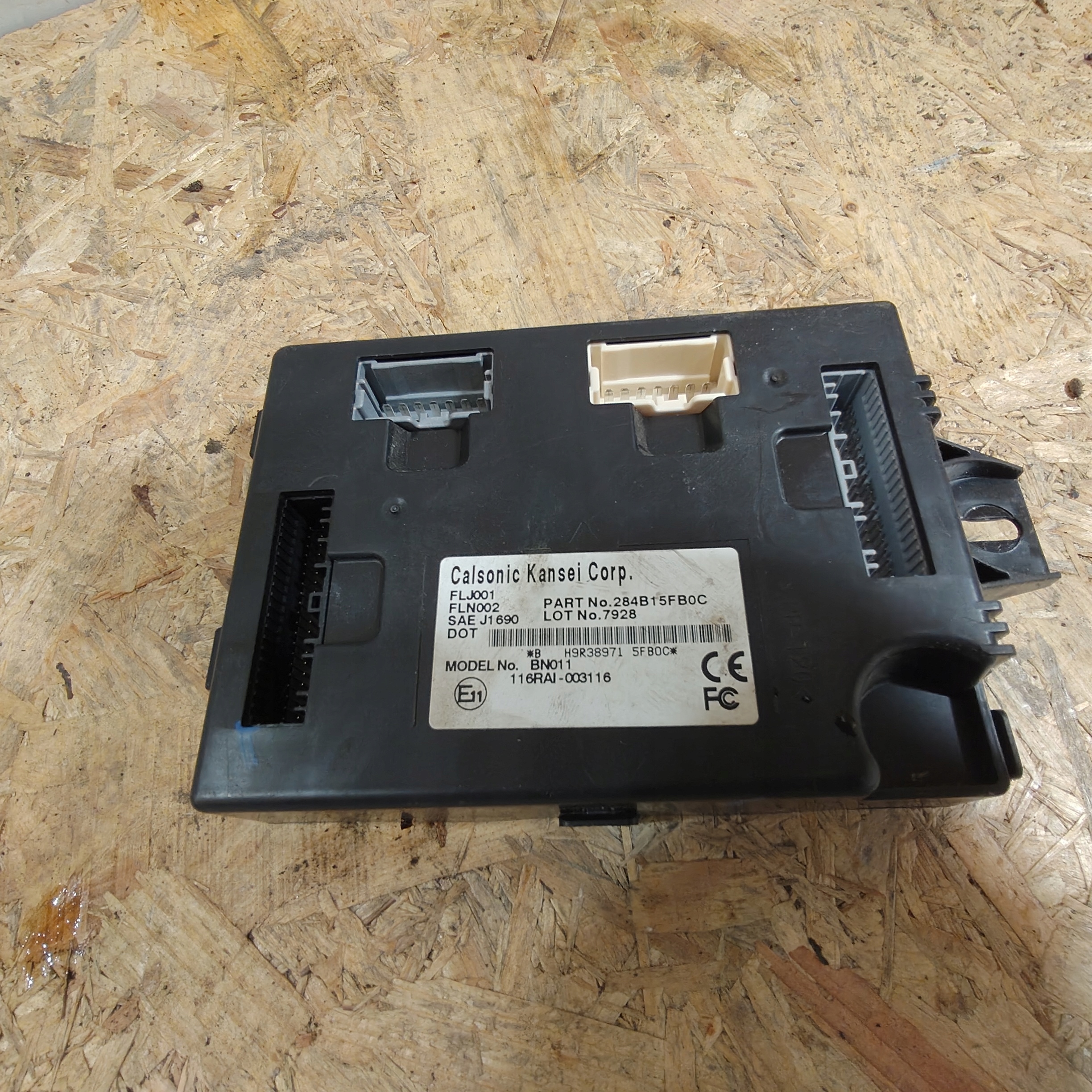Unité commande confort NISSAN MICRA 116rai-003116