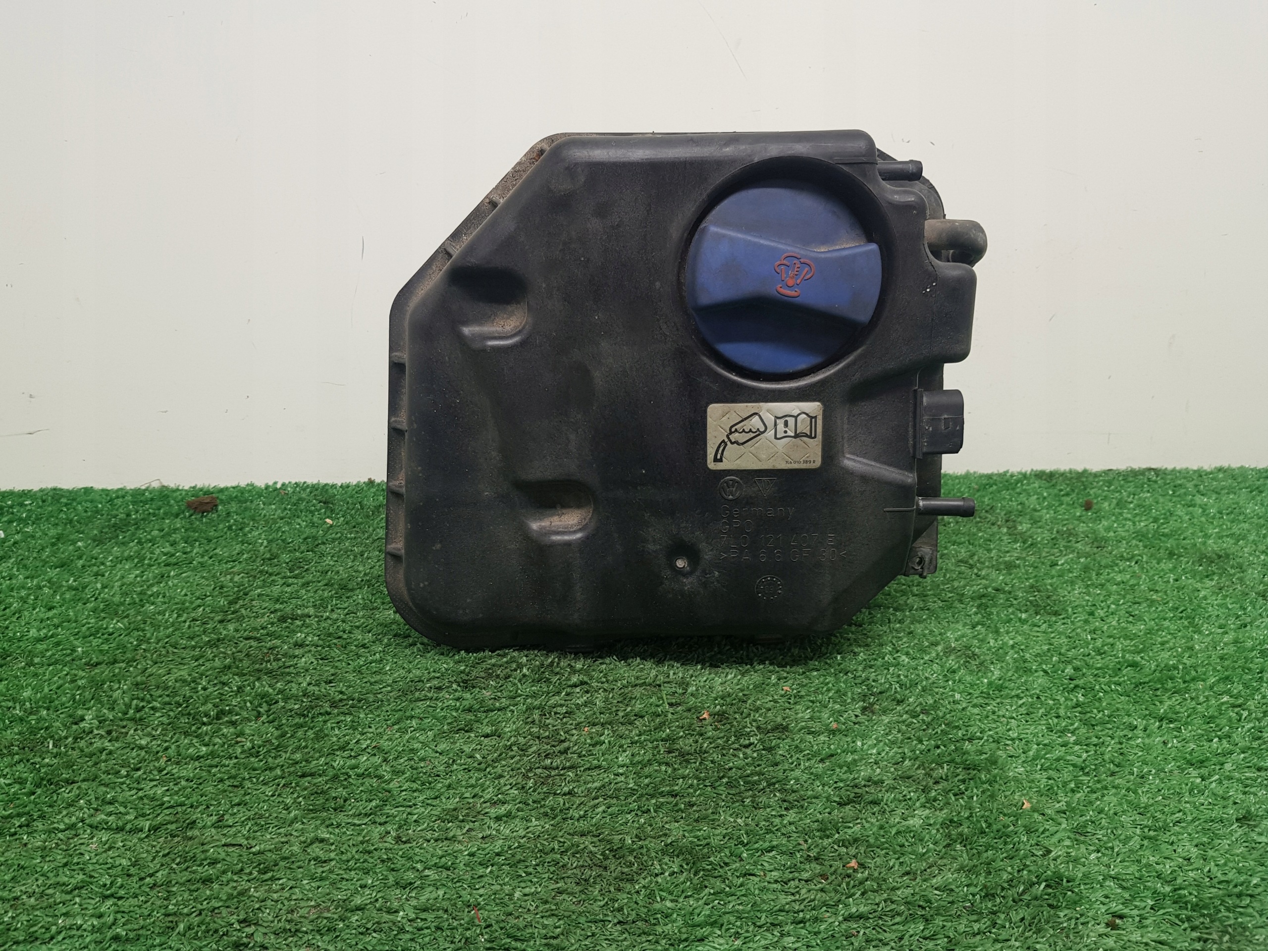 Réservoir eau AUDI Q7 7L0121407E