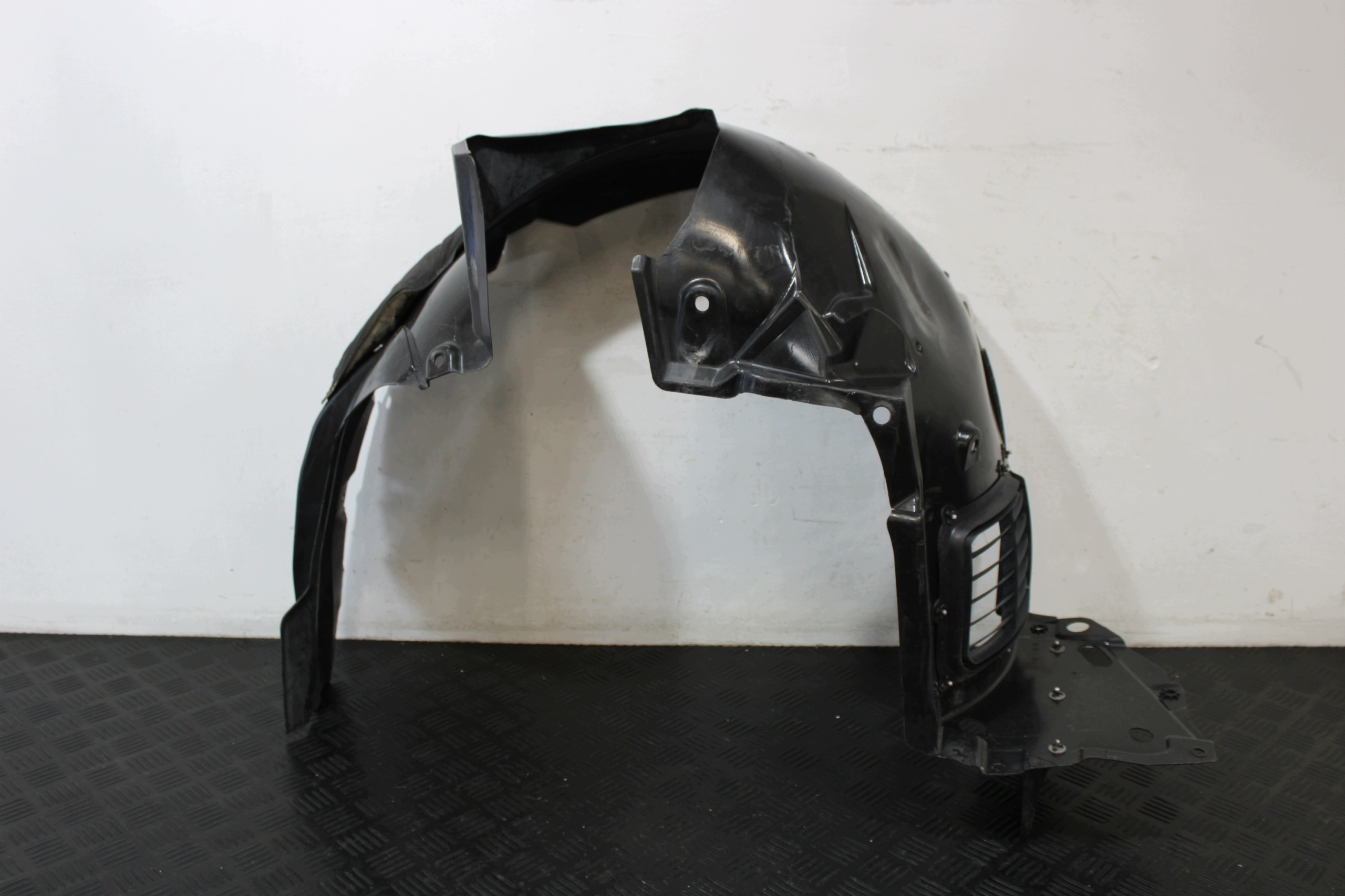mudguard left front 74151-3M0 HONDA HRV H-RV III 3 2021