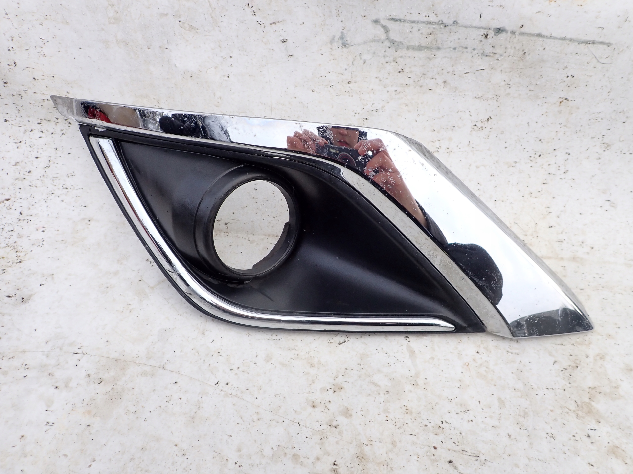 MITSUBISHI OUTLANDER III LIFT grid frame left