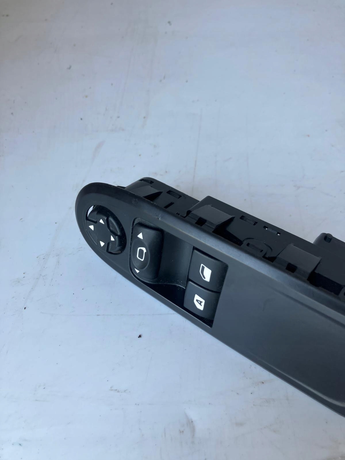 window control switch of mirrors CITROEN C3 II LIFT 98012283XT