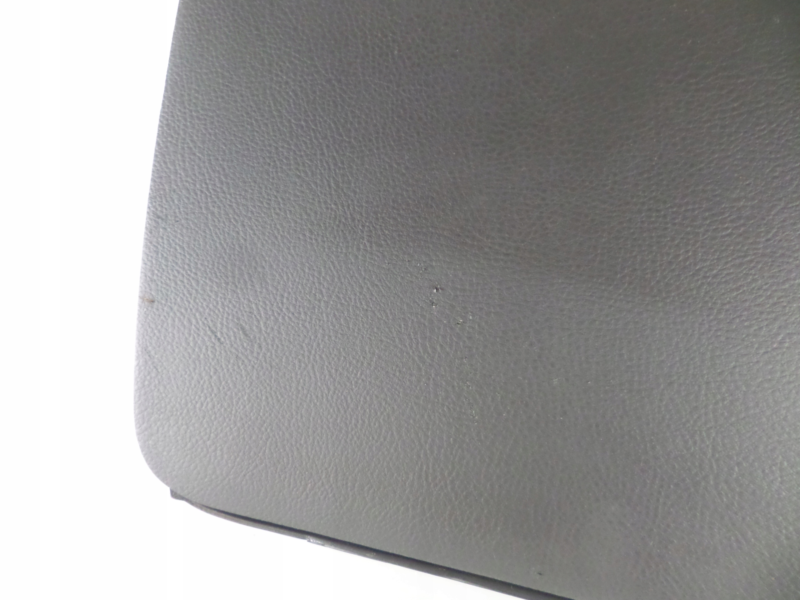 passenger compartment consoles plato right VW PASSAT B6 05