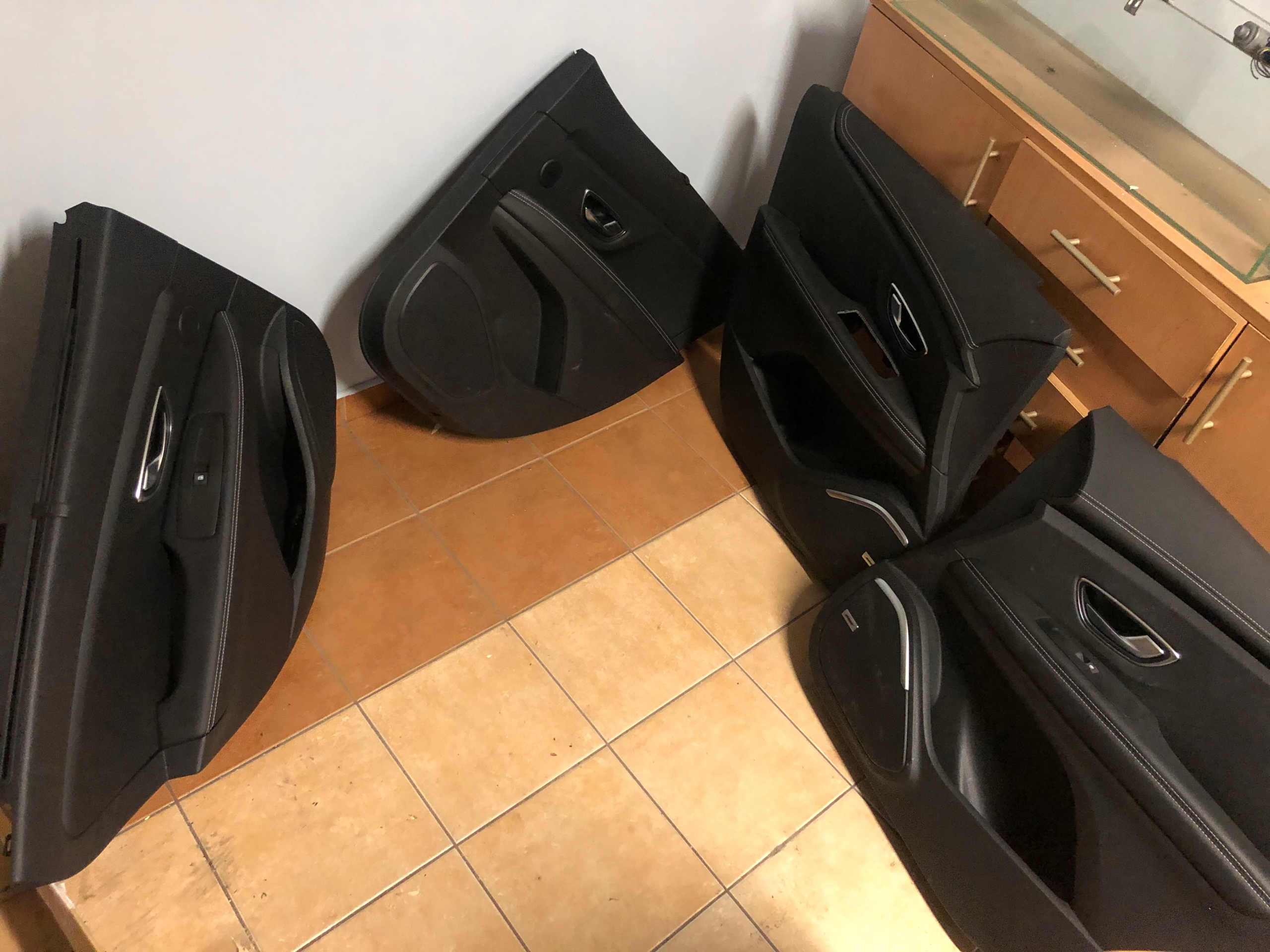 TAPICERKA DRZWI RENAULT SCENIC IV KOMPLET BOSE