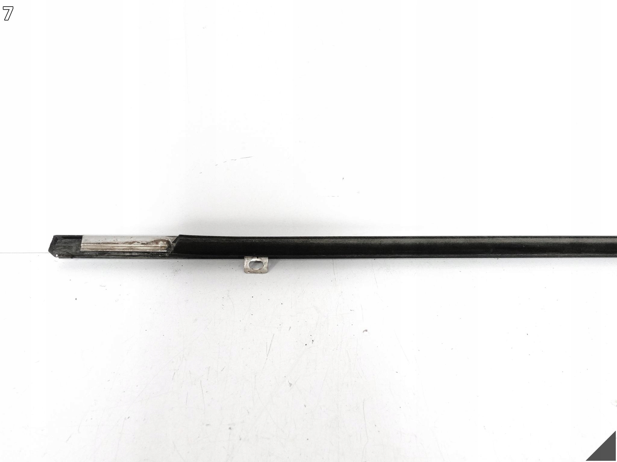 BENTLEY CONTINENTAL FLYING SPUR 3W5 06-12 moulding dust rear part right