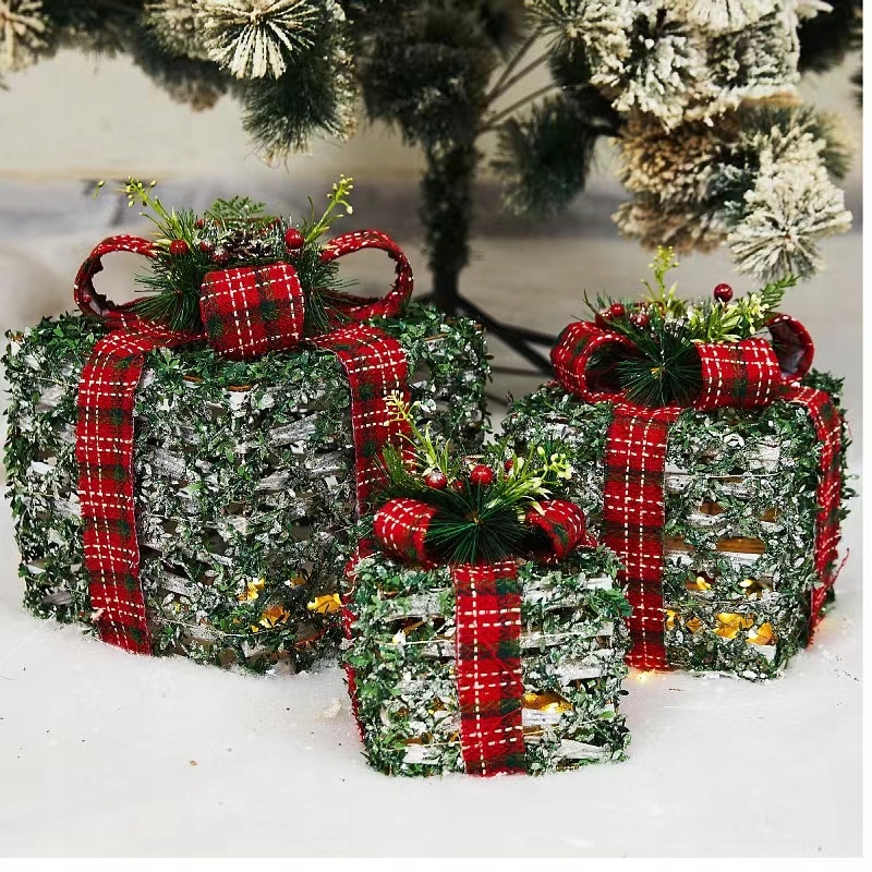 OZDOBA PREZENT LED KPL.3 SZT. Rodzaj figurka