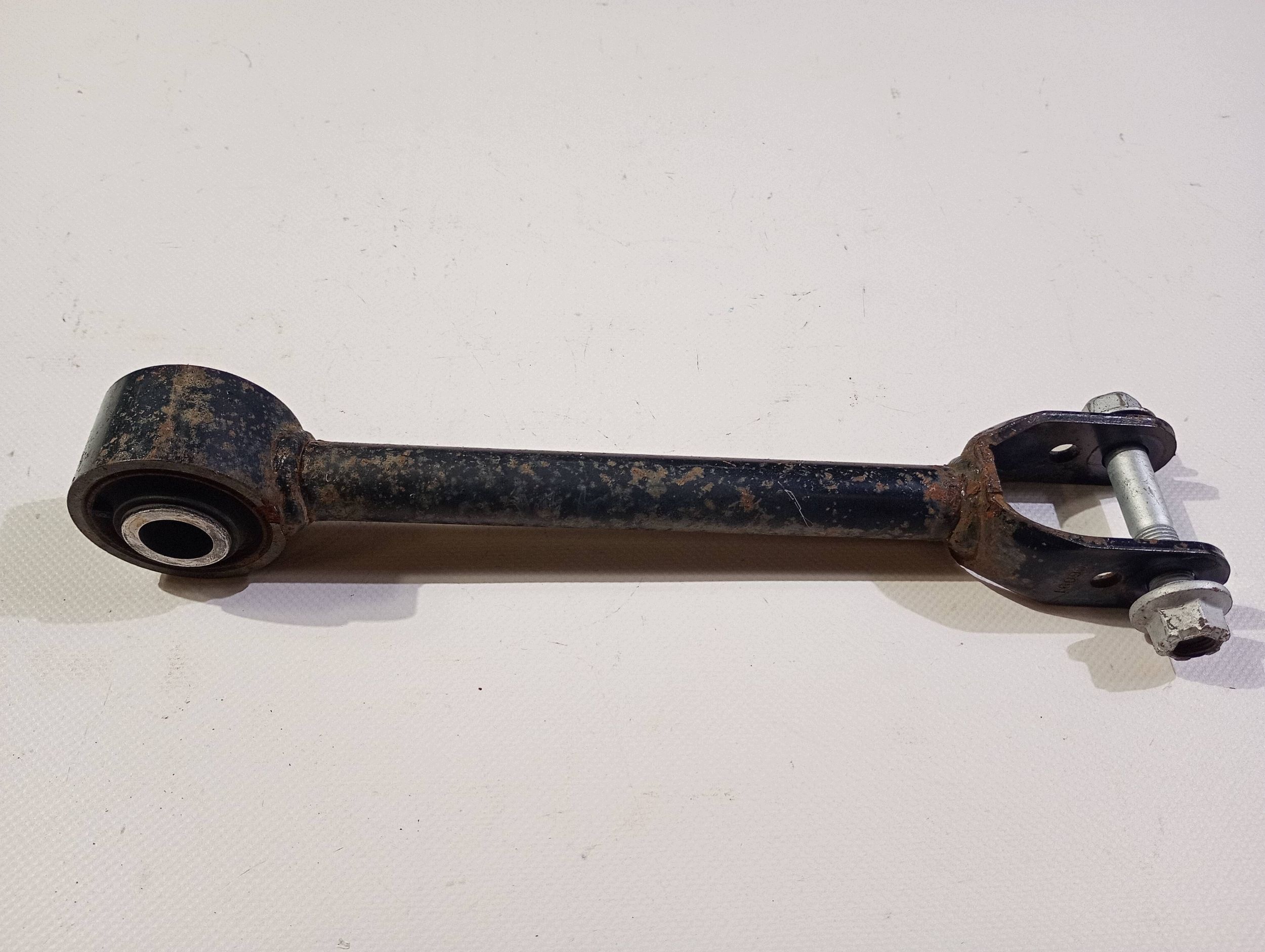 arm rear part rear right left Nissan 370Z 2009