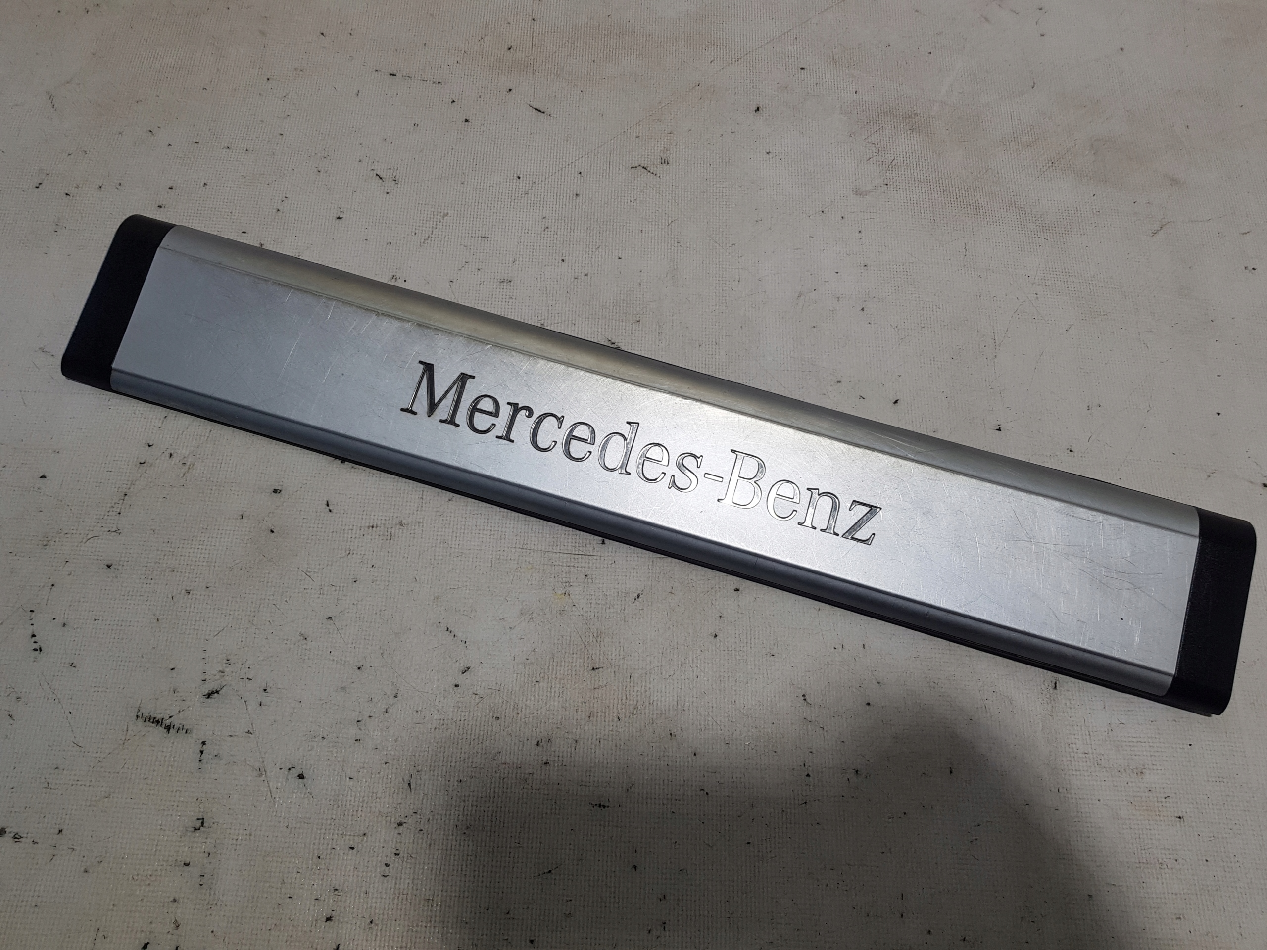 moulding of the threshold threshold cap left MERCEDES ML W164 LIFT