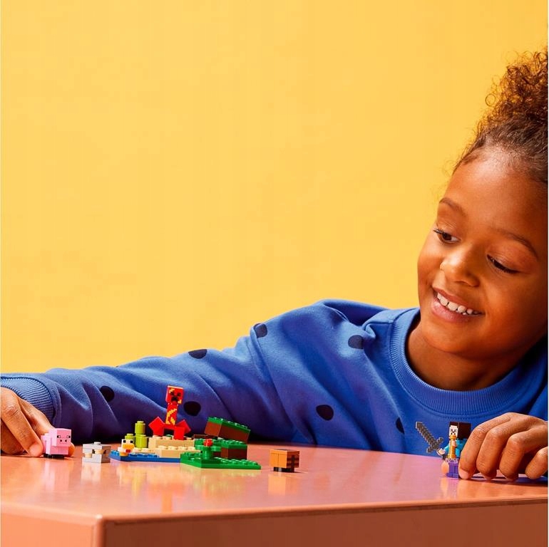 KLOCKI LEGO MINECRAFT 21177 ZASADZKA CREEPERA Wiek dziecka 7 lat +