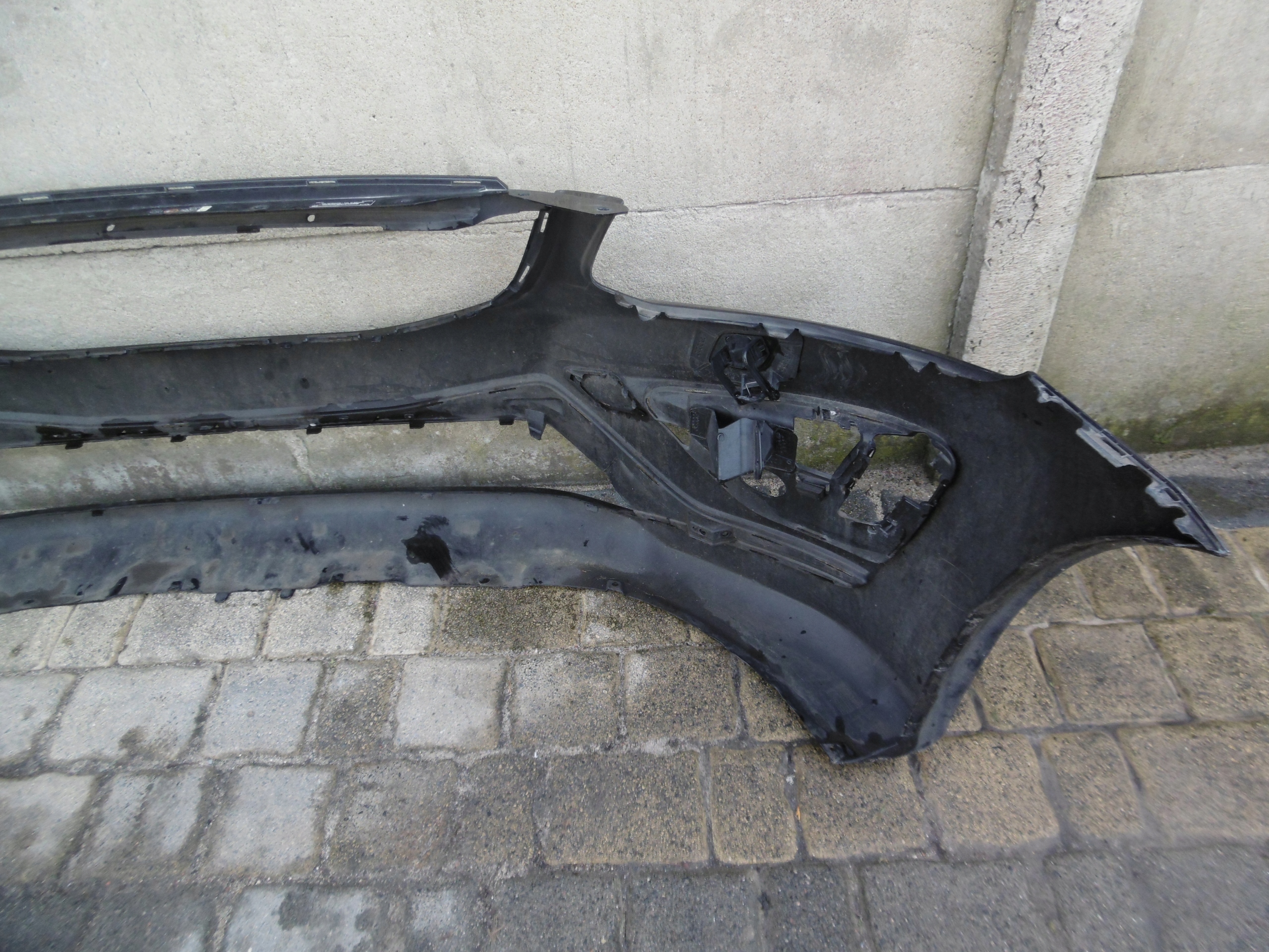 VOLVO XC60 I R-DESIGN LIFT - zderzak przedni Typ samochodu Samochody osobowe