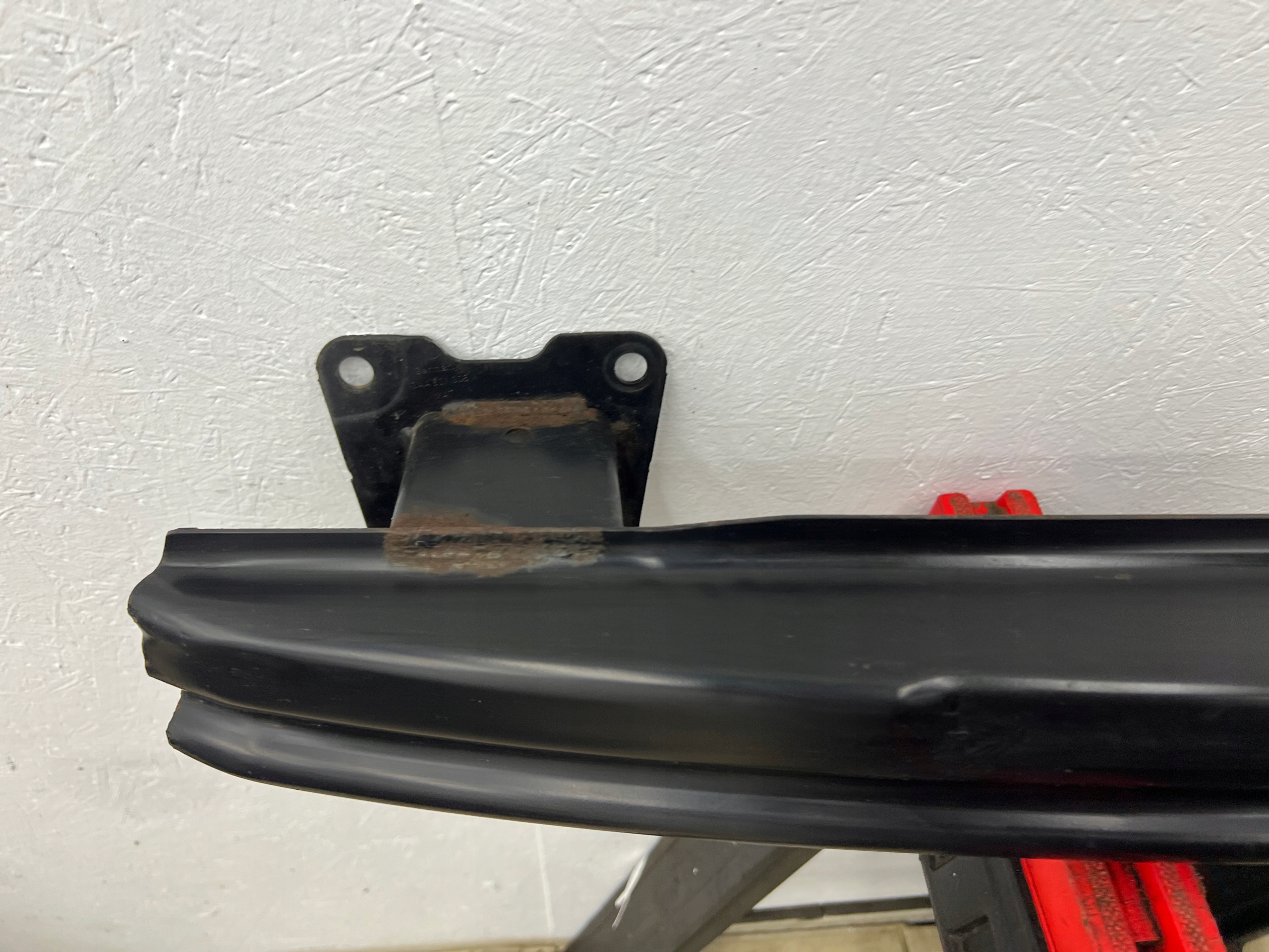 bumper support below bumper rear part rear VOLKSWAGEN PASSAT B7 KOMBI 2010-2014