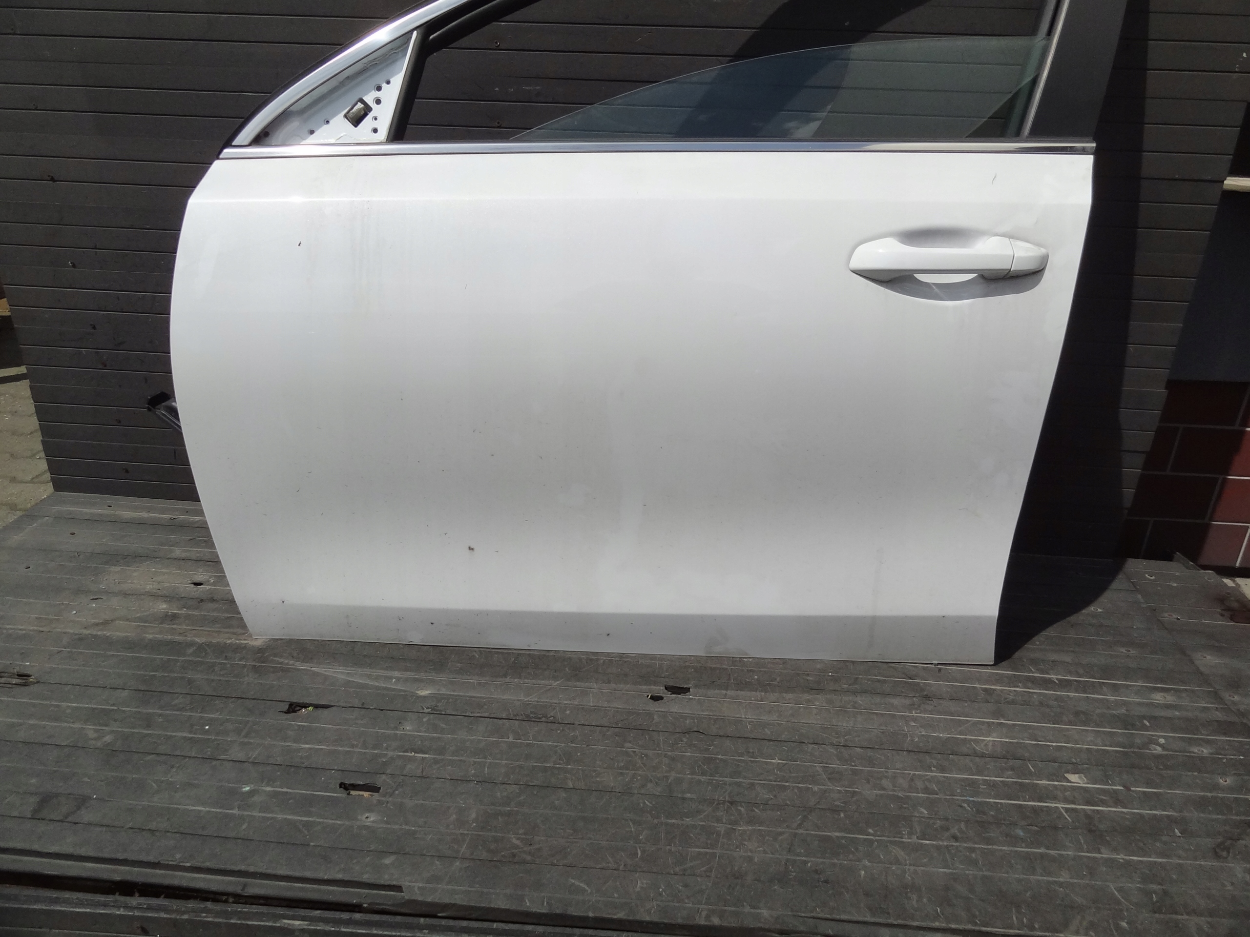 KIA CEED III 2023 HATCHBACK DRZWI PRZEDNIE LEWE KOMPLETNE ORYGINAL Strona zabudowy przód - lewa