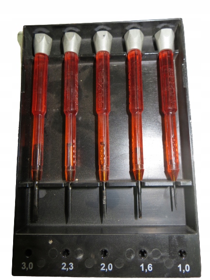 ПРЕЦИЗІЙНІ ВИКРУТКИ BAHCO 2003F / 5