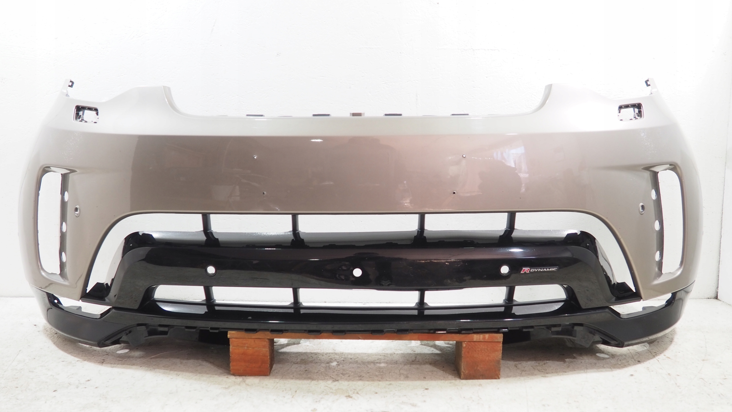 Land Rover Discovery R Dynamic lift bumper front front MY42-17F003-AW