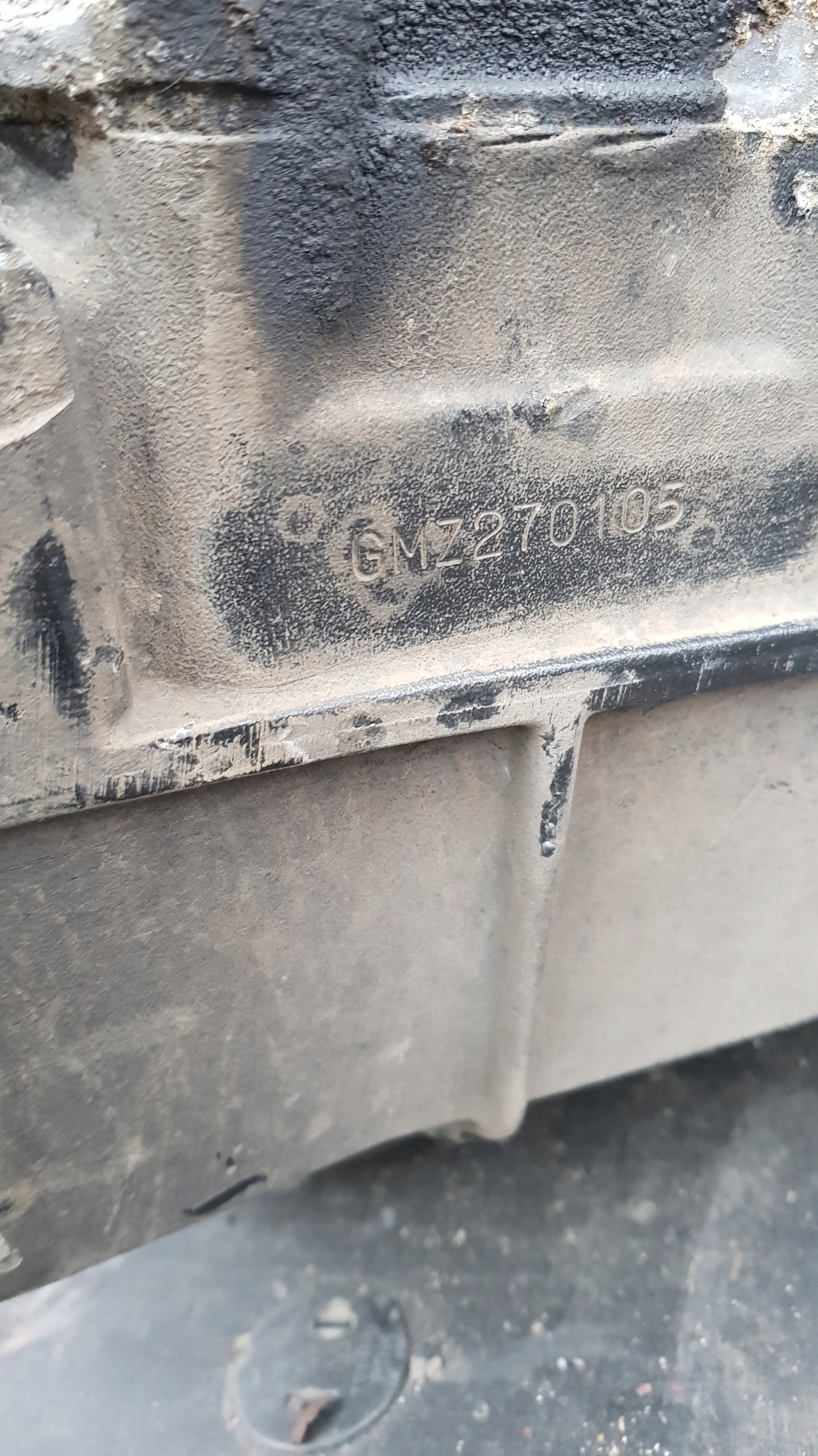 AUDI A8 D3 3.0 TDI differential diff rear part rear GMZ