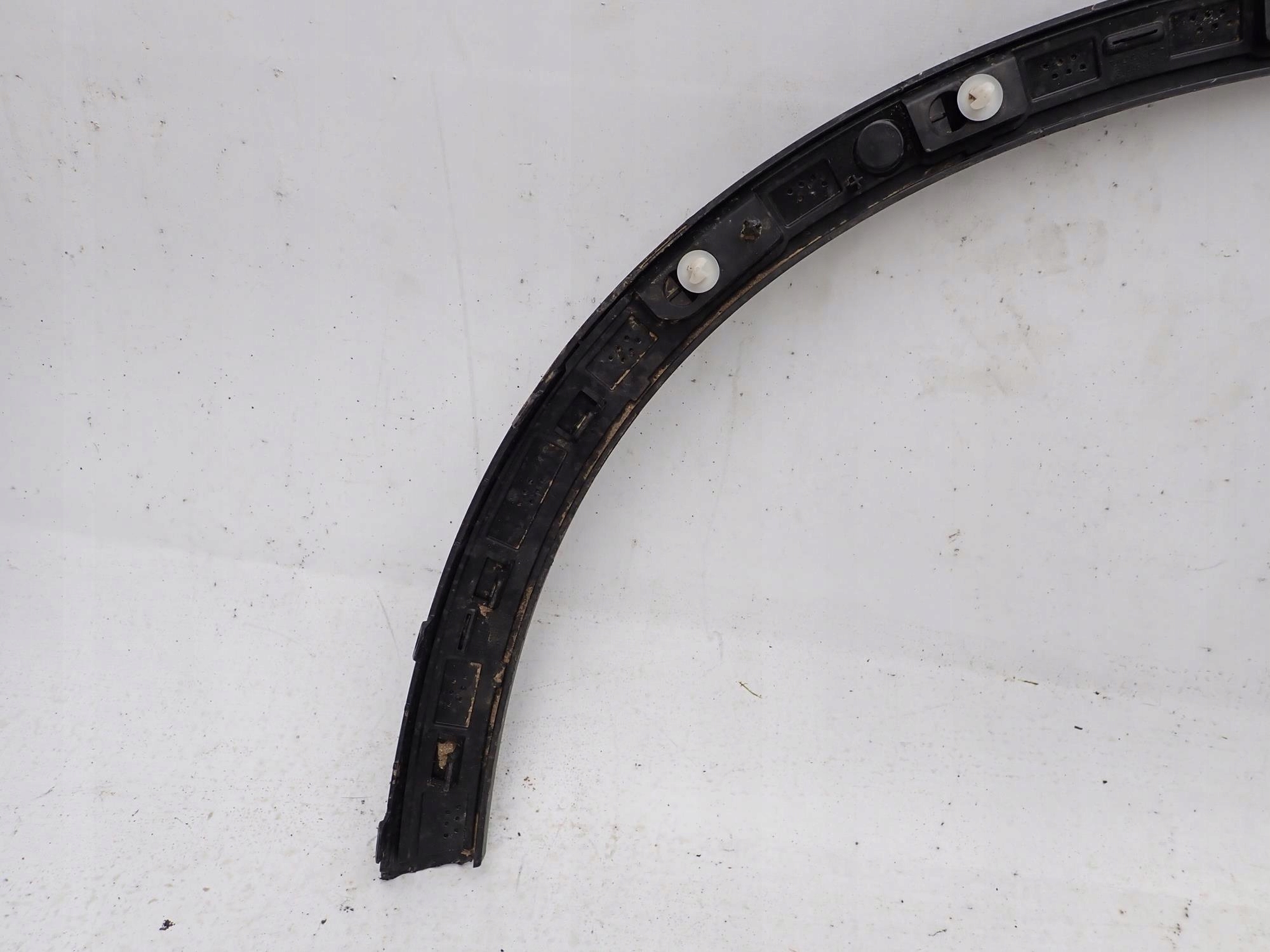 VOLVO XC40 17-> moulding cap right front