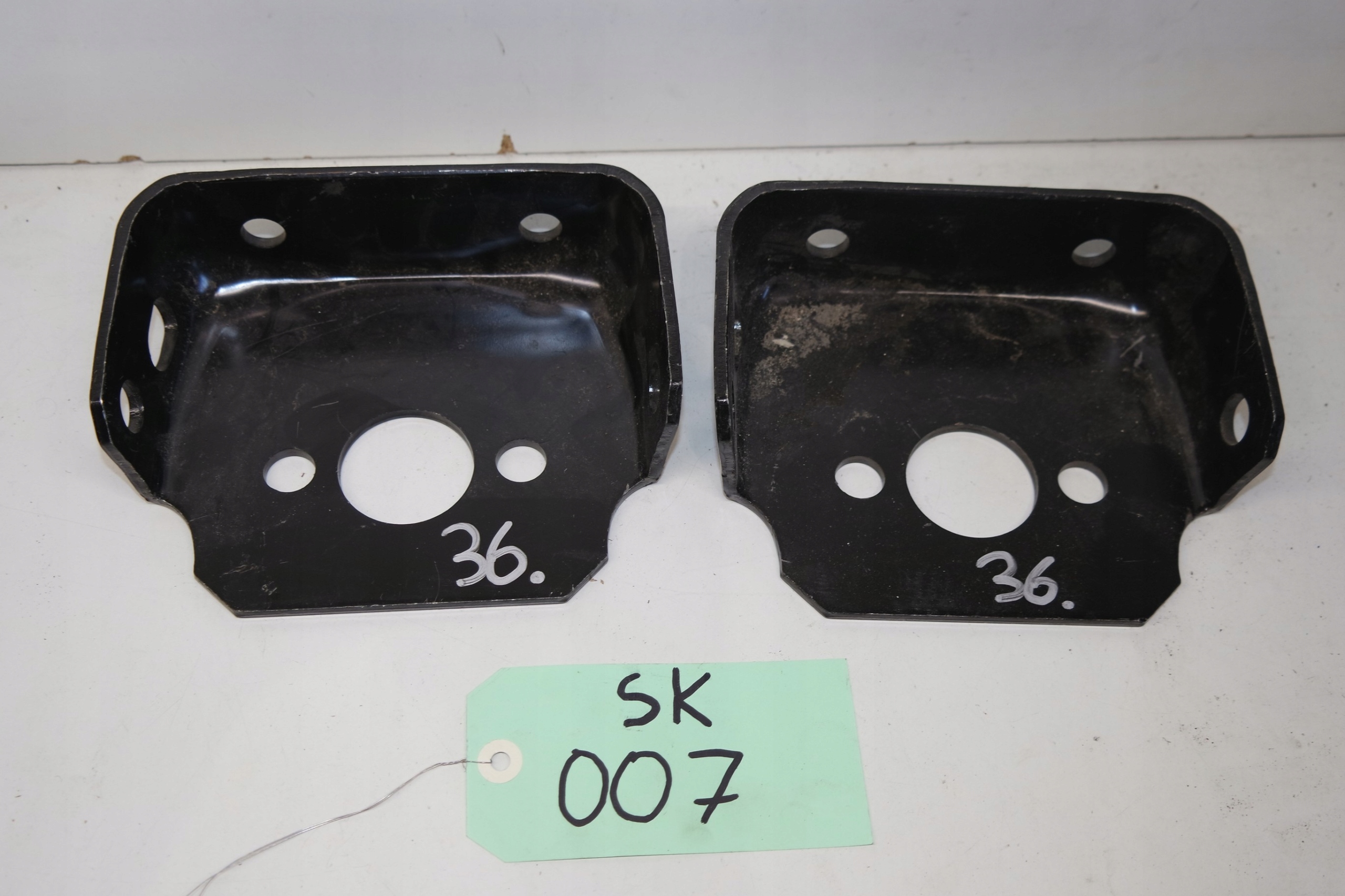 WSPORNIK ZAMKA KABINY MERCEDES ATEGO A9703171240