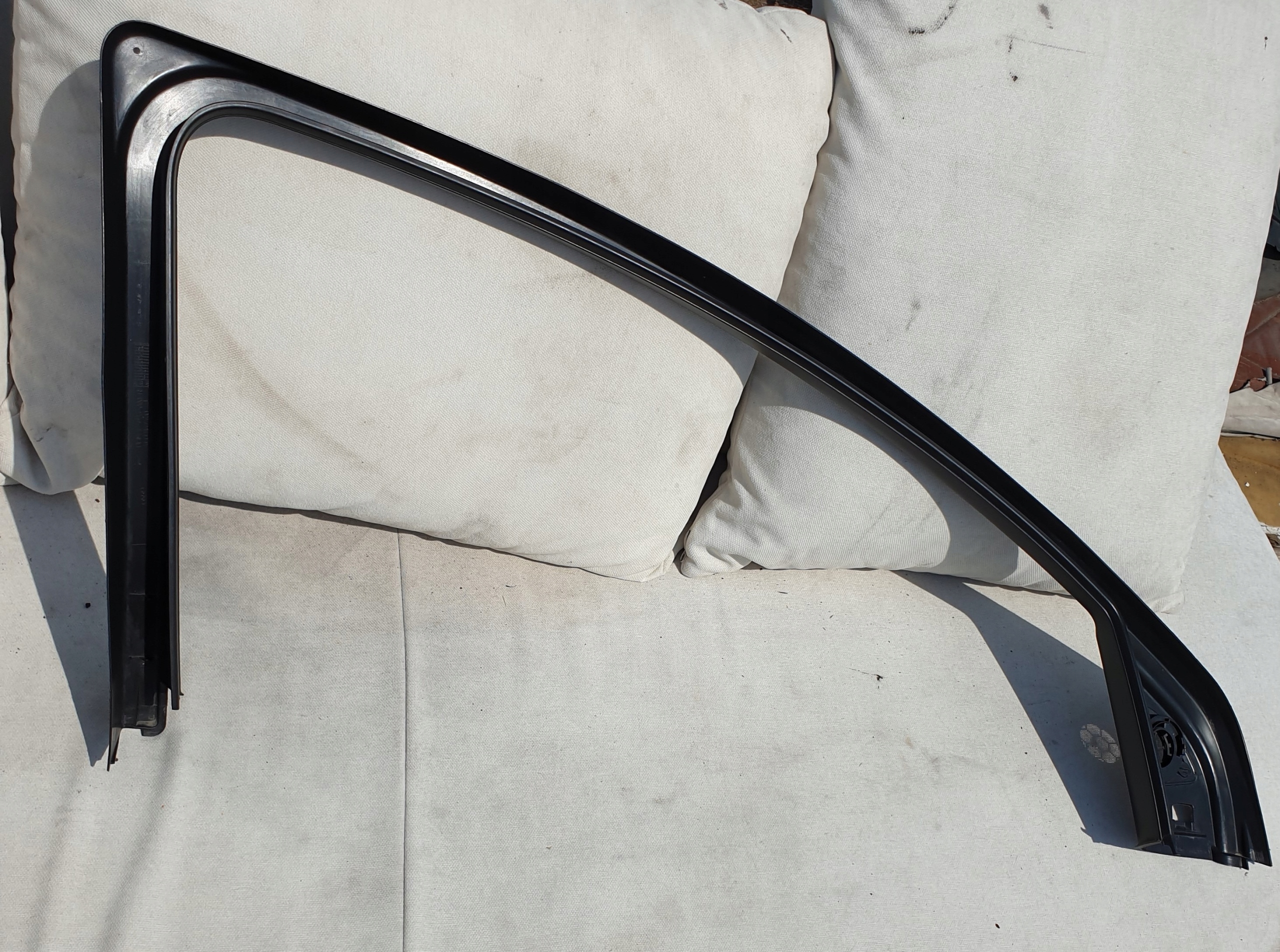 frame door OKNA windows right front AUDI Q7 4L OE