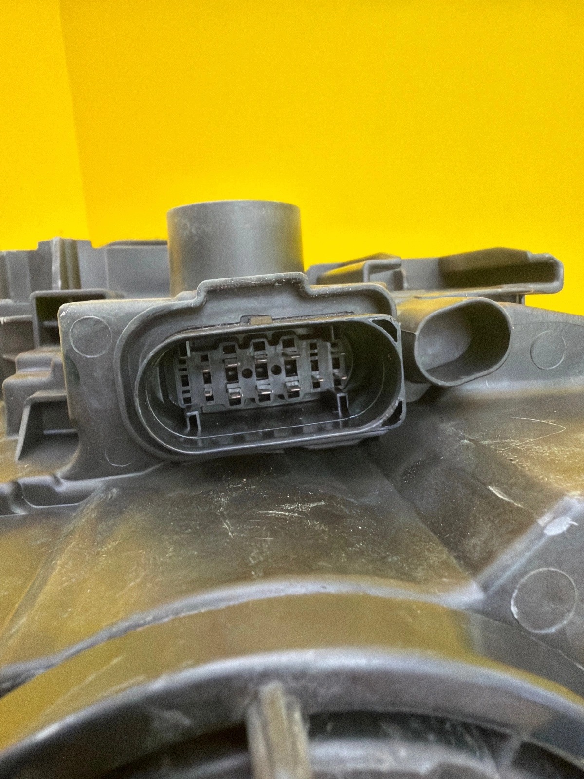 light left front Audi A3 8V Lift Xenon 2016-2020 90118258