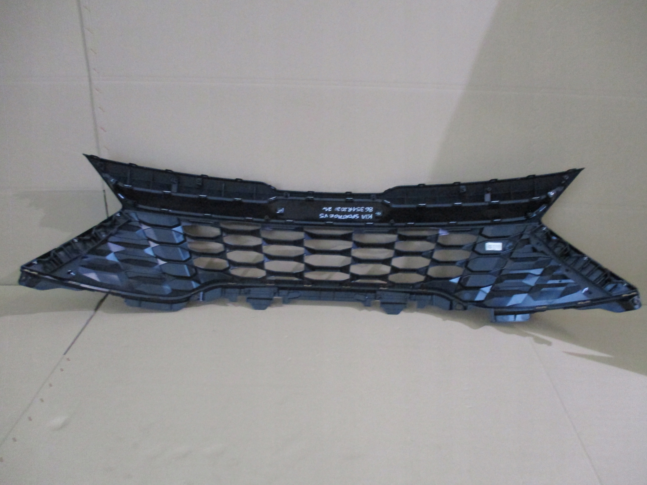 Grill Kia Sportage 5 V 86351-R2020 21r