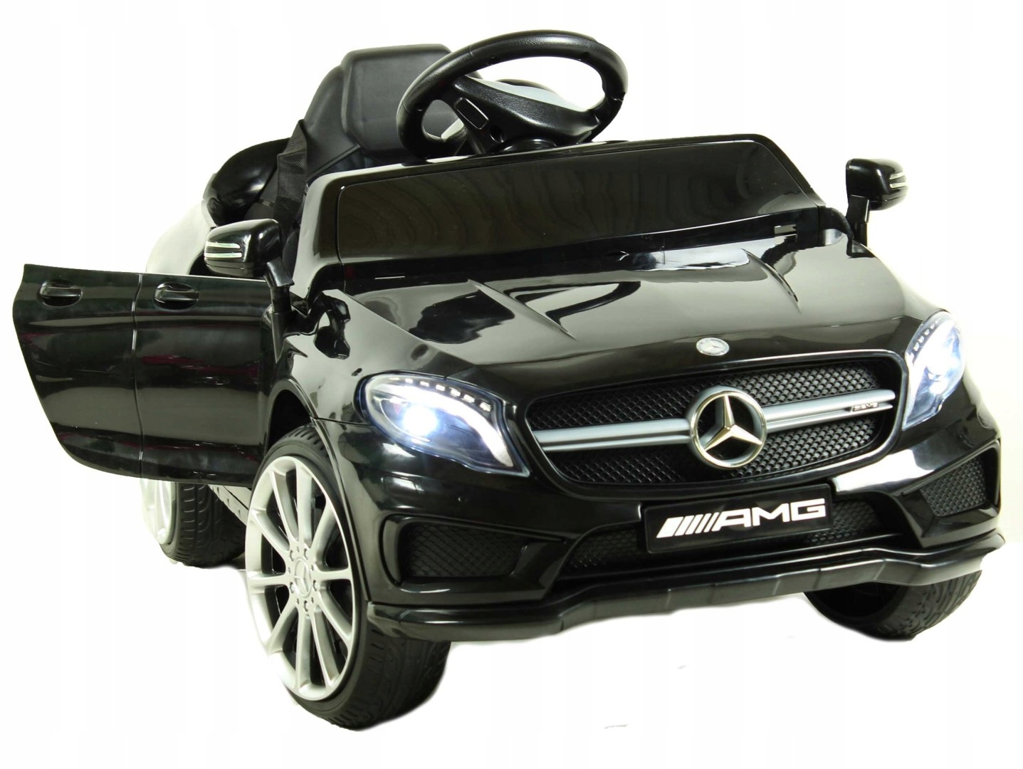 AUTO NA AKUMULATOR MERCEDES AMG GLA 45 MUZYKA LED USB EVA PILOT Długość pojazdu 100 cm
