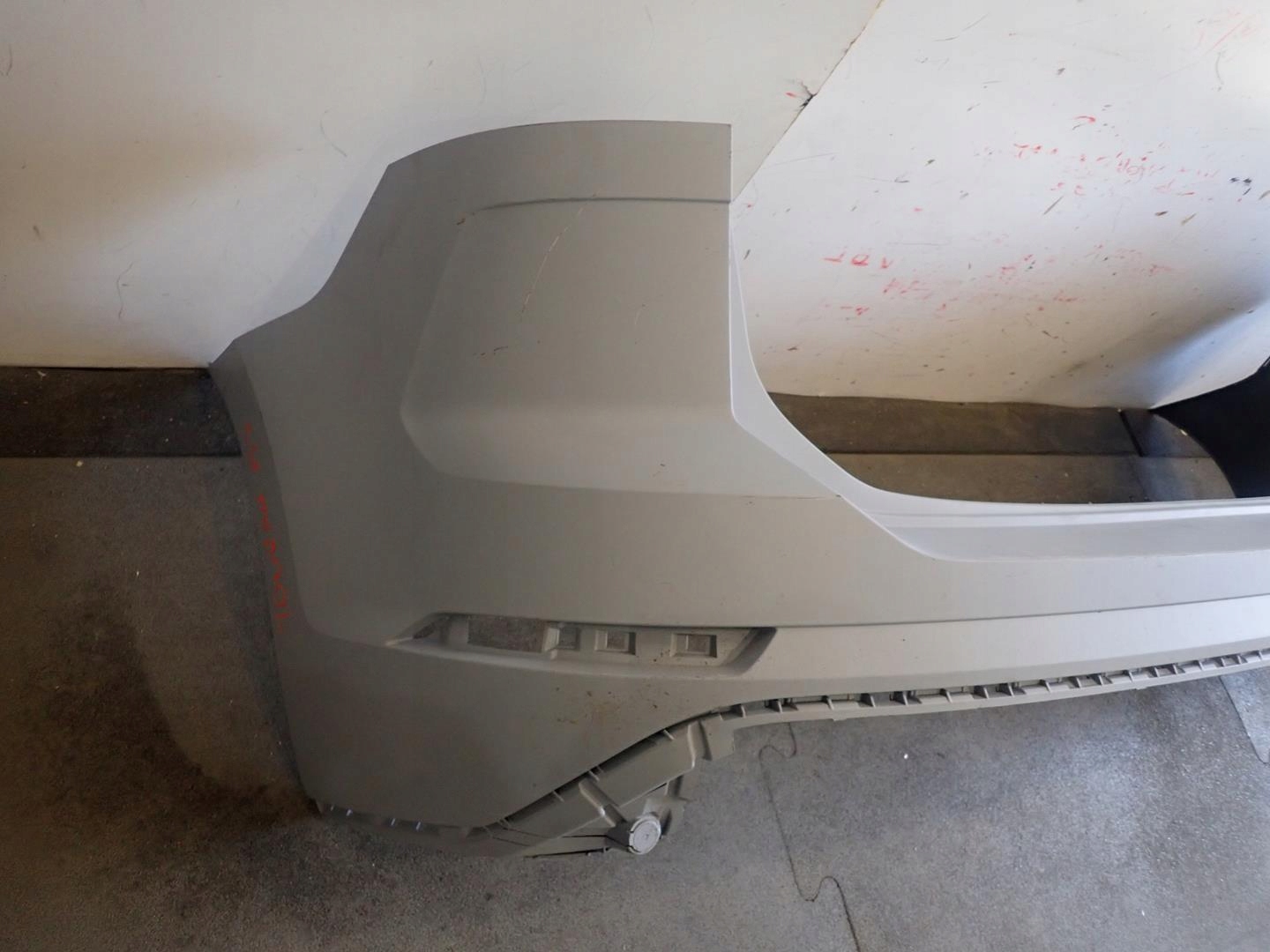 bumper rear part rear VW TOURAN 2015- new original 5T
