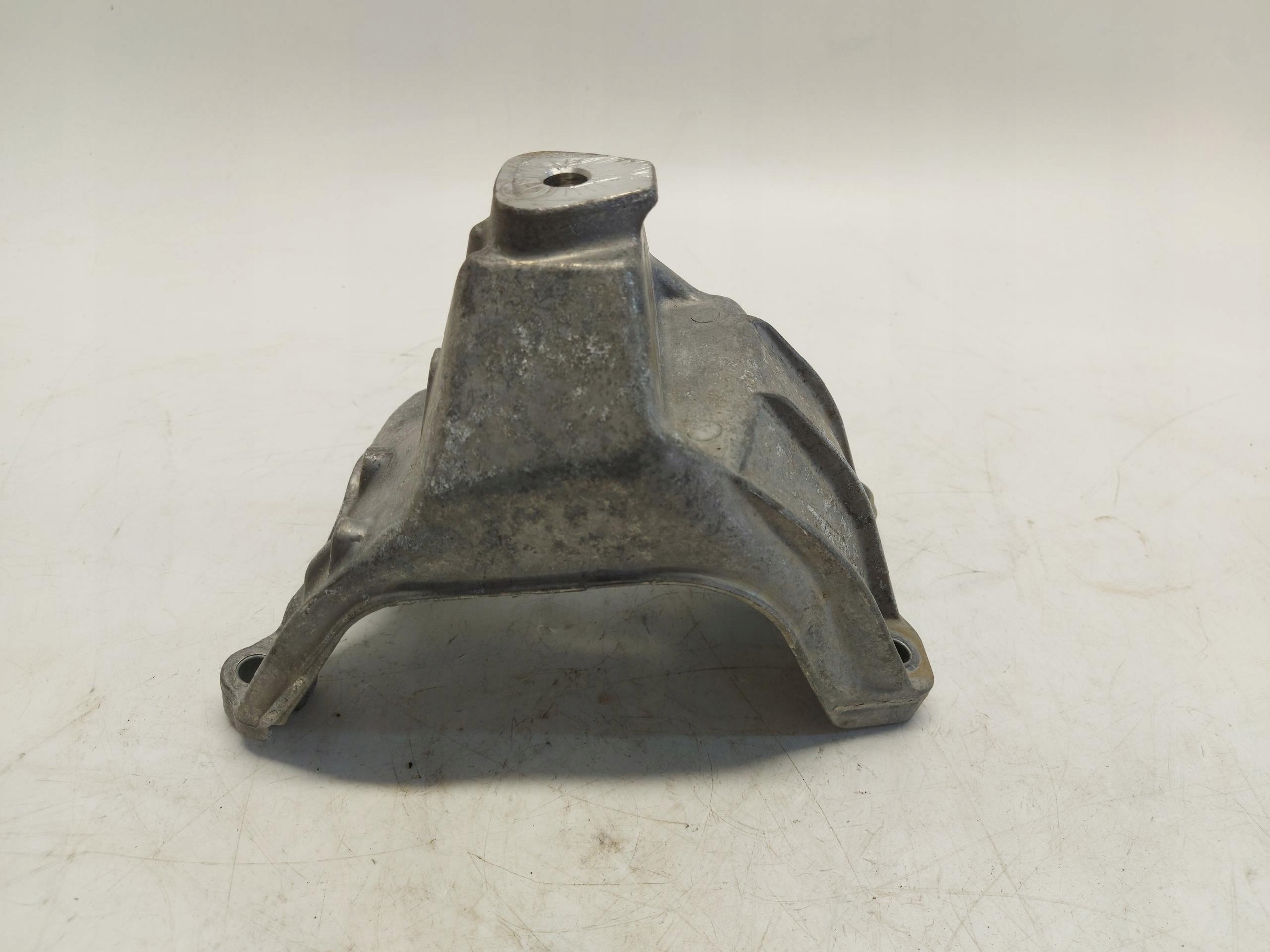 Porsche Macan II LIFT engine supporting mount 8K0199308CH
