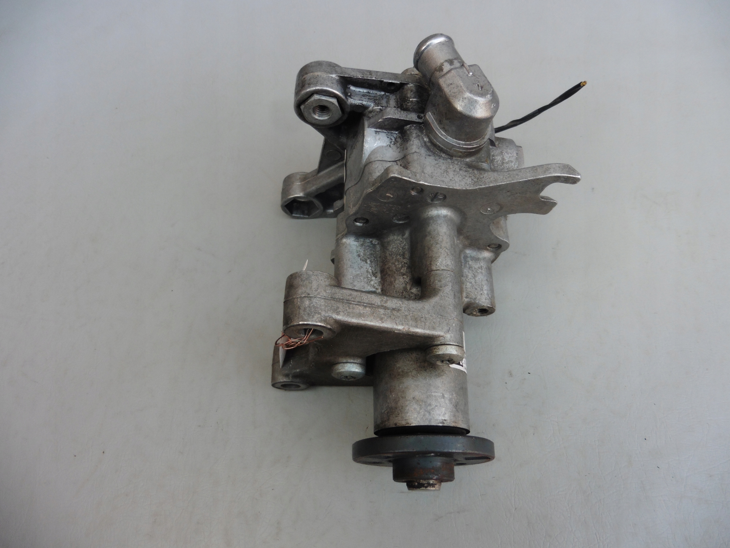 насос гур 6781009 BMW X5 X6 E70 E71 3,0D M57 LF41 LH2113704