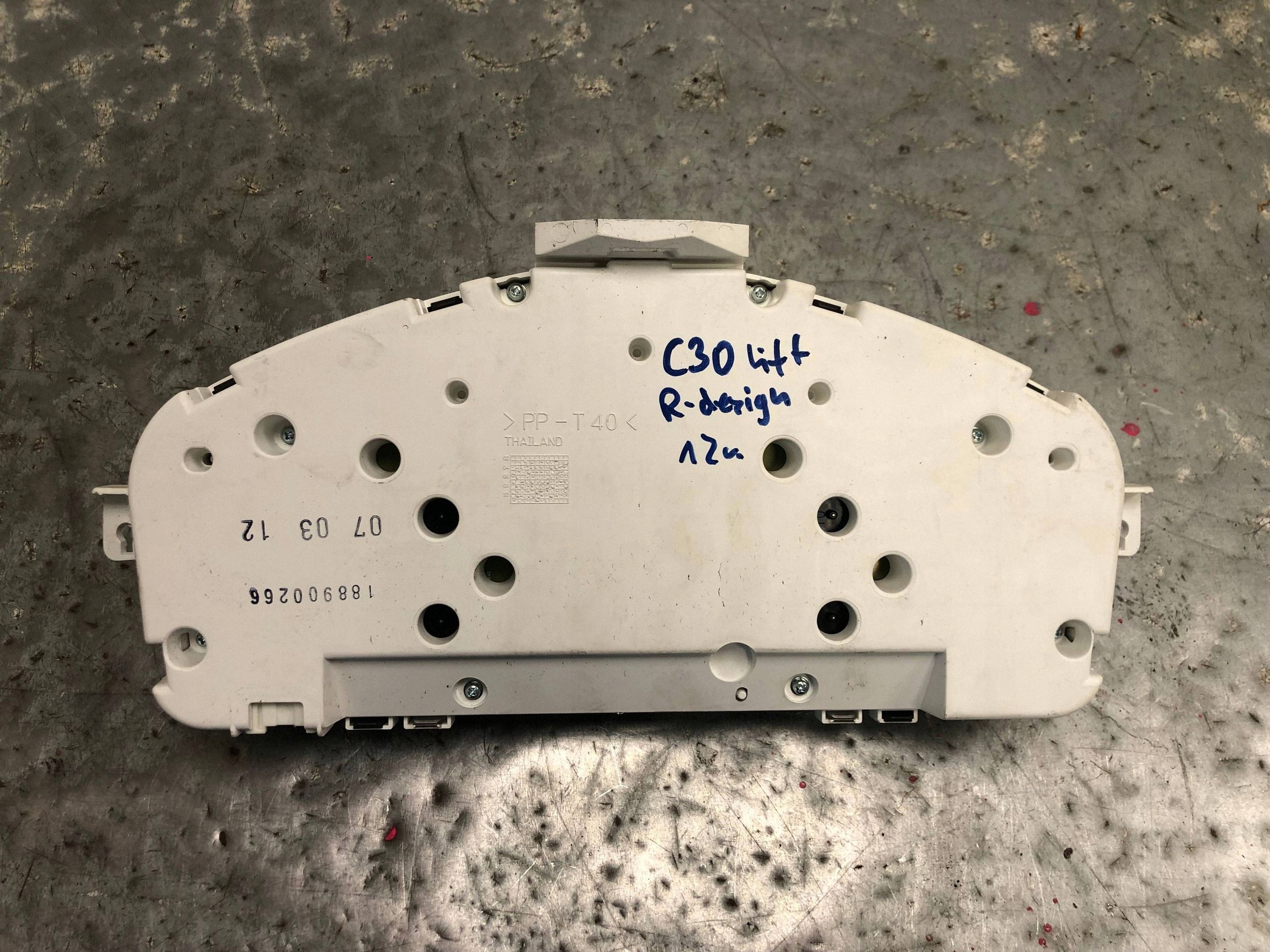dials dials VOLVO C30 LIFT R-design 30733372