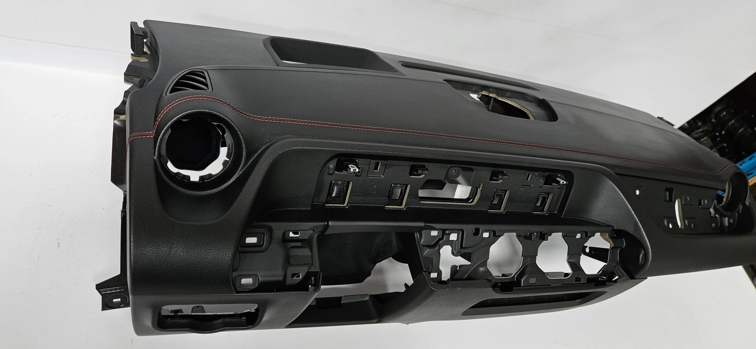 dashboard instrument panel cockpit MERCEDES B-KLASA W247 AMG