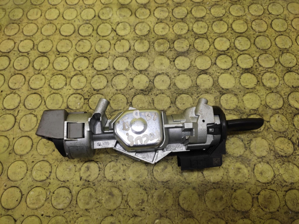 FORD FOCUS MK2 ignition key 3M513F880AD